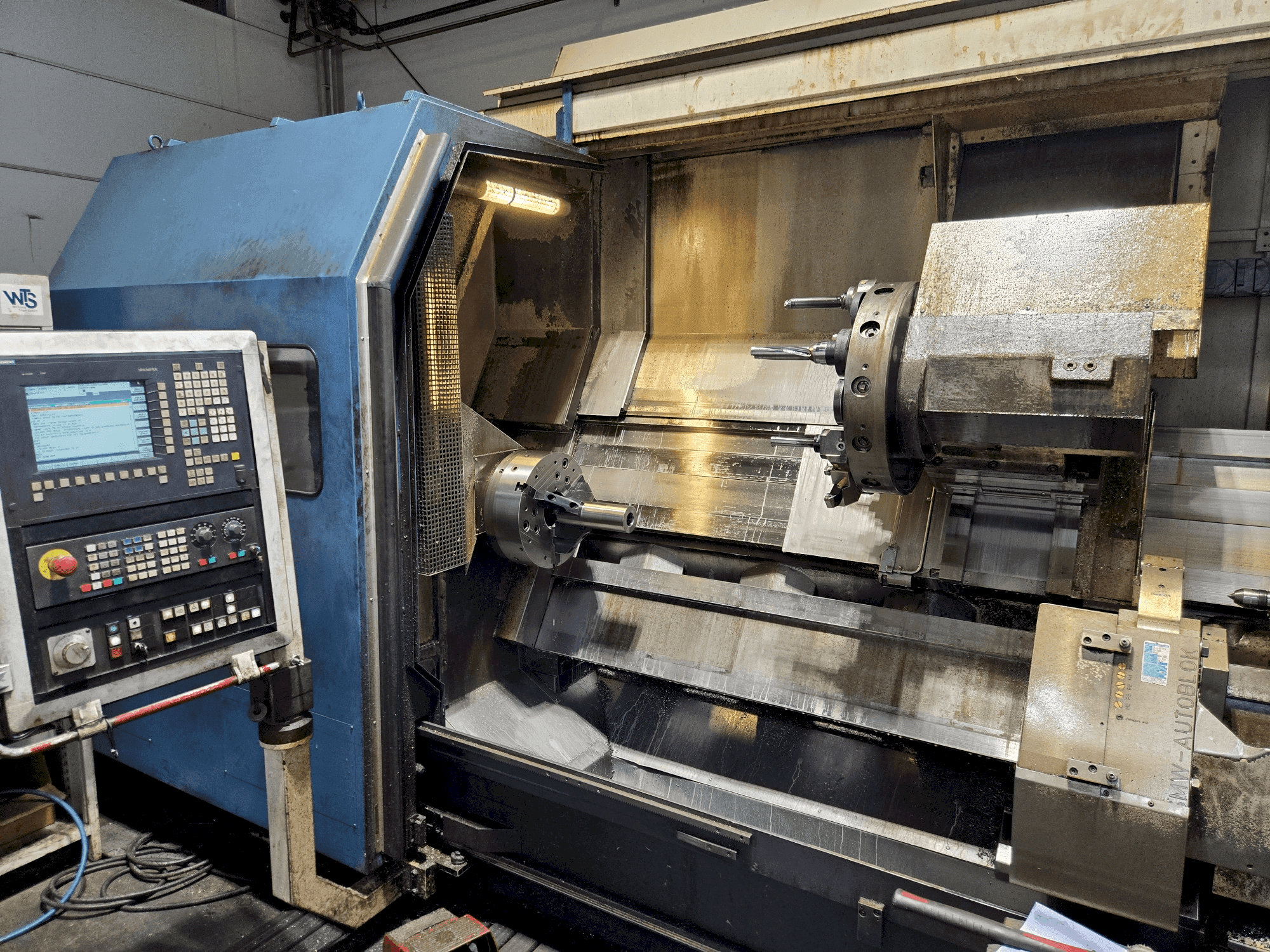 Koneen HEYNUMAT 21 U/2500 etunäkymä