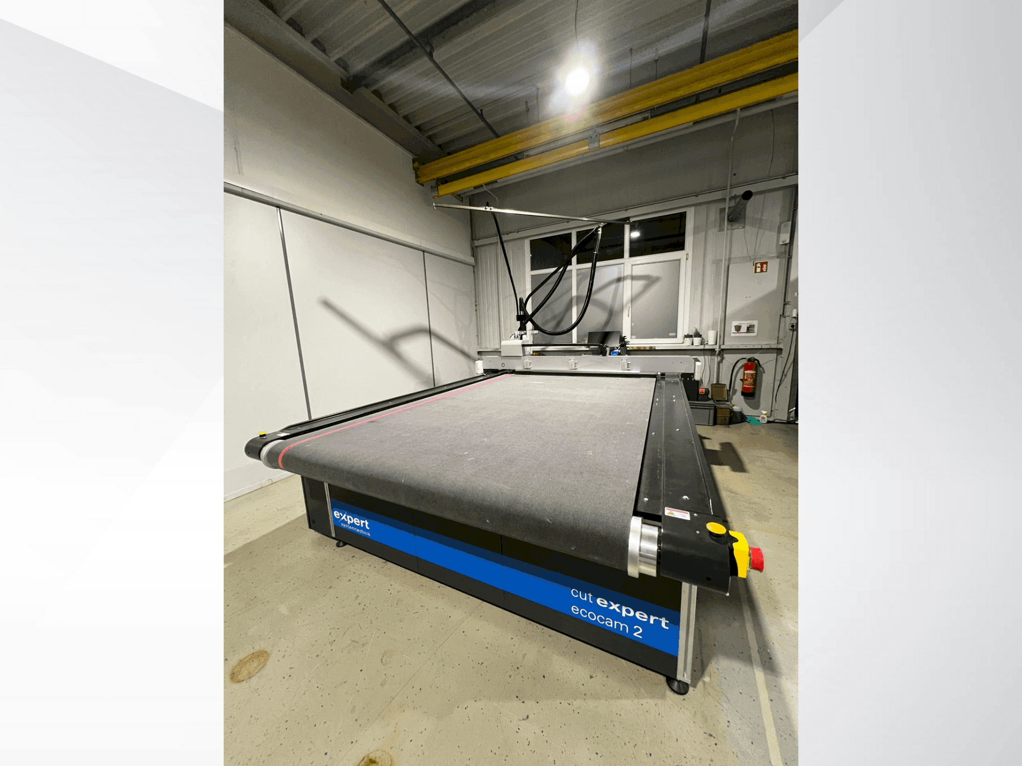 Koneen EXPERT cut Expert ecocam 2 etunäkymä