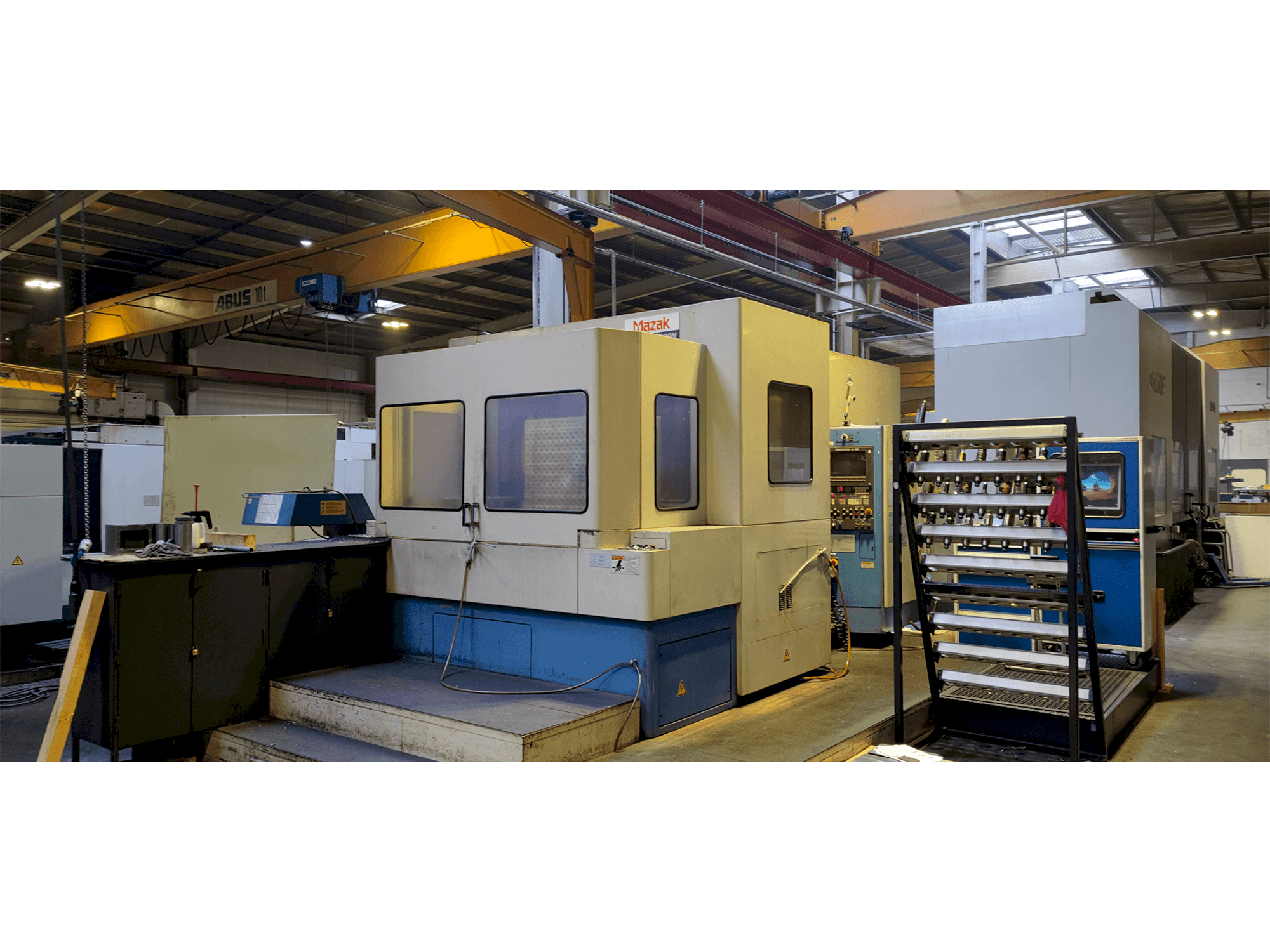 Koneen Mazak H-630 N etunäkymä