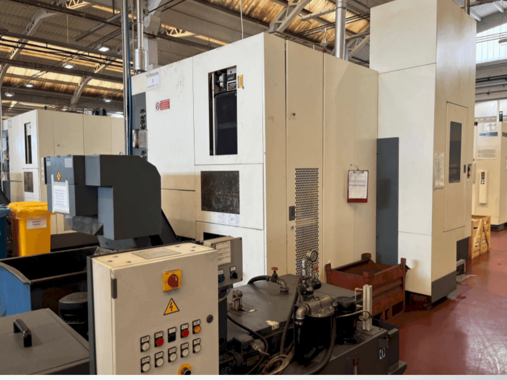 Koneen Kitamura Mycenter-HX500iTGA etunäkymä