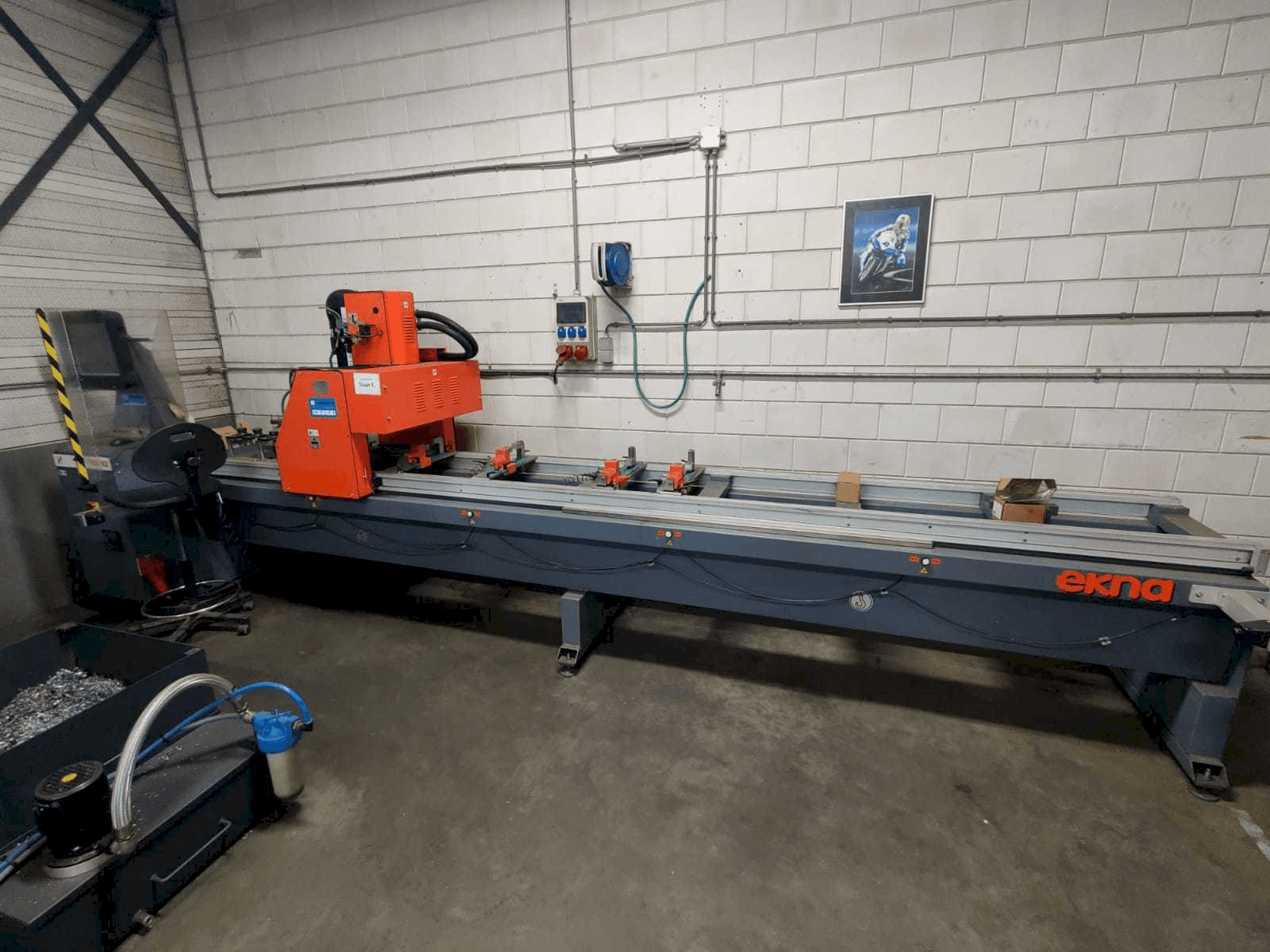 Koneen Tekna TK426-1 etunäkymä