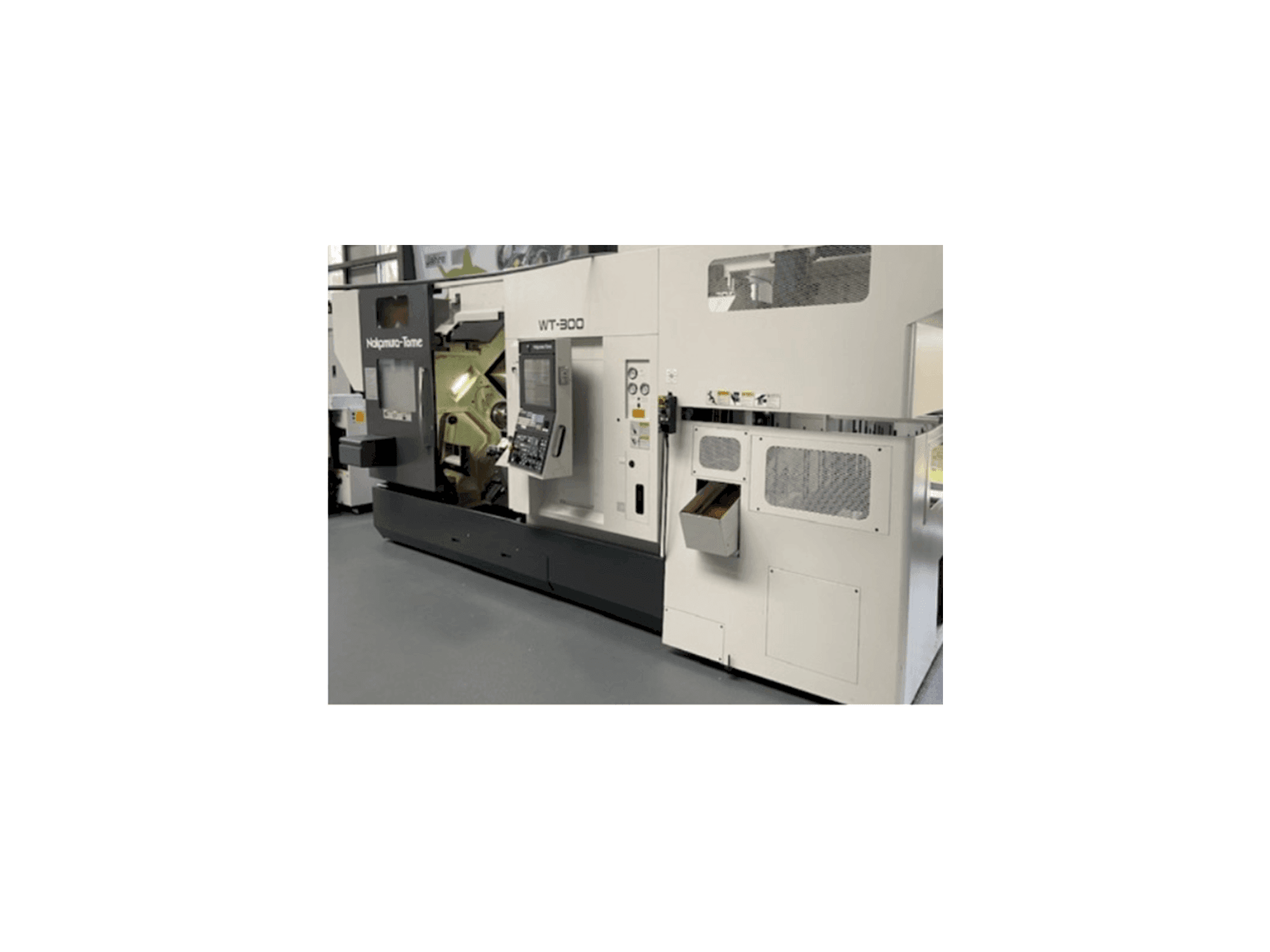 Koneen NAKAMURA WT-300/GR 210 etunäkymä