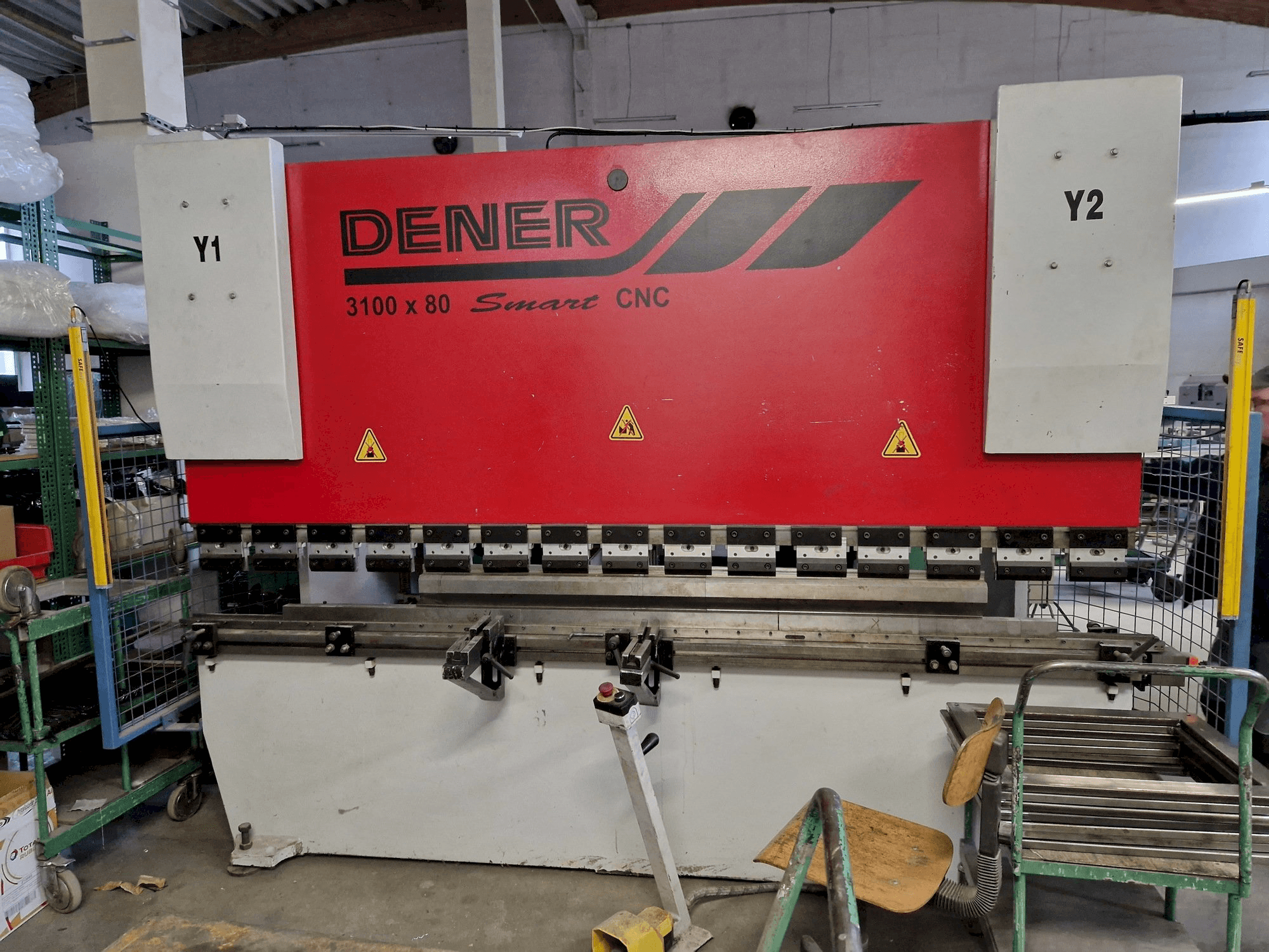 Koneen DENER DMP-80/30 - SMART etunäkymä