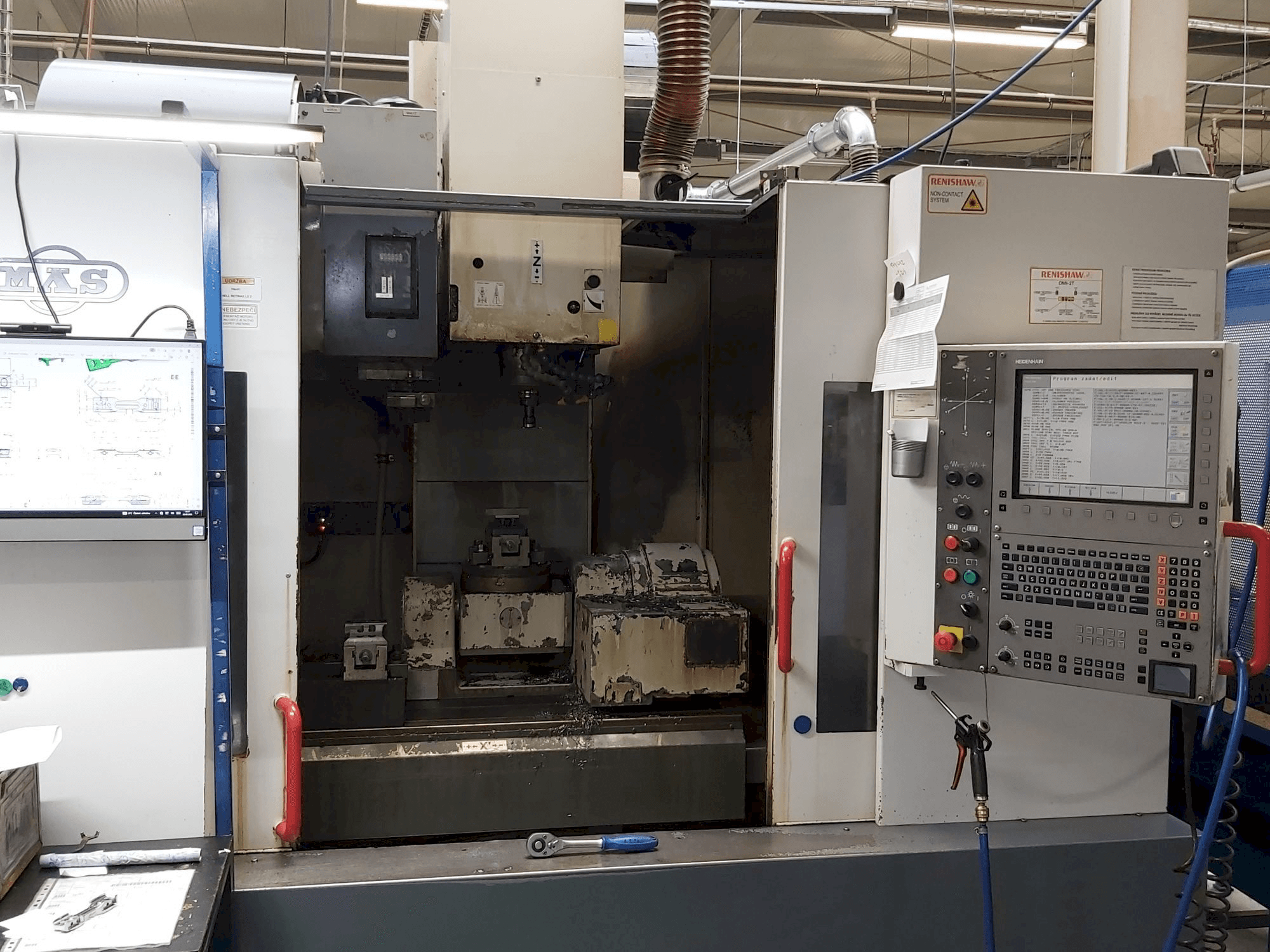 Koneen KOVOSVIT MAS MCV 1016 Quick etunäkymä