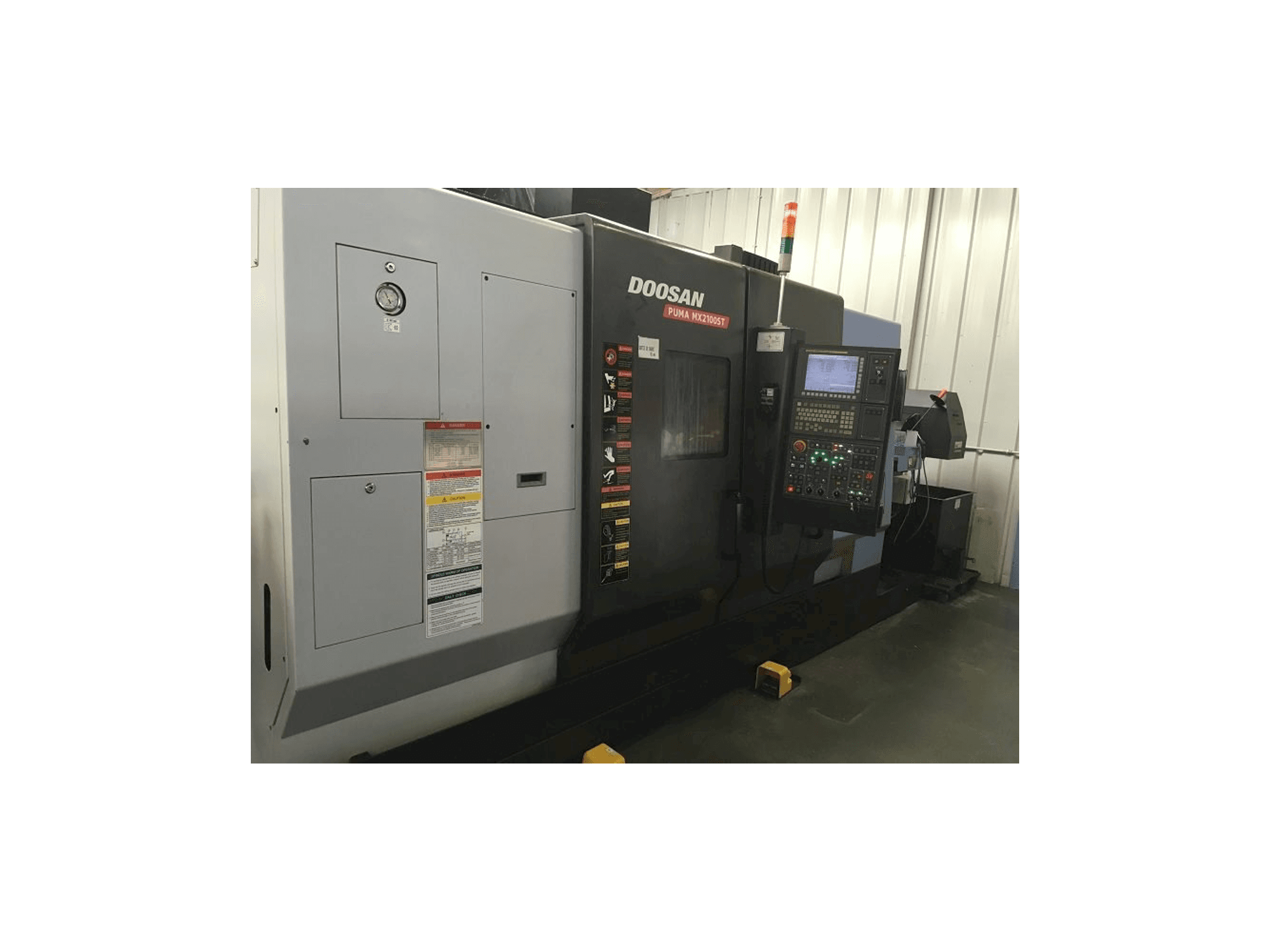 Koneen Doosan Puma MX 2100 ST etunäkymä