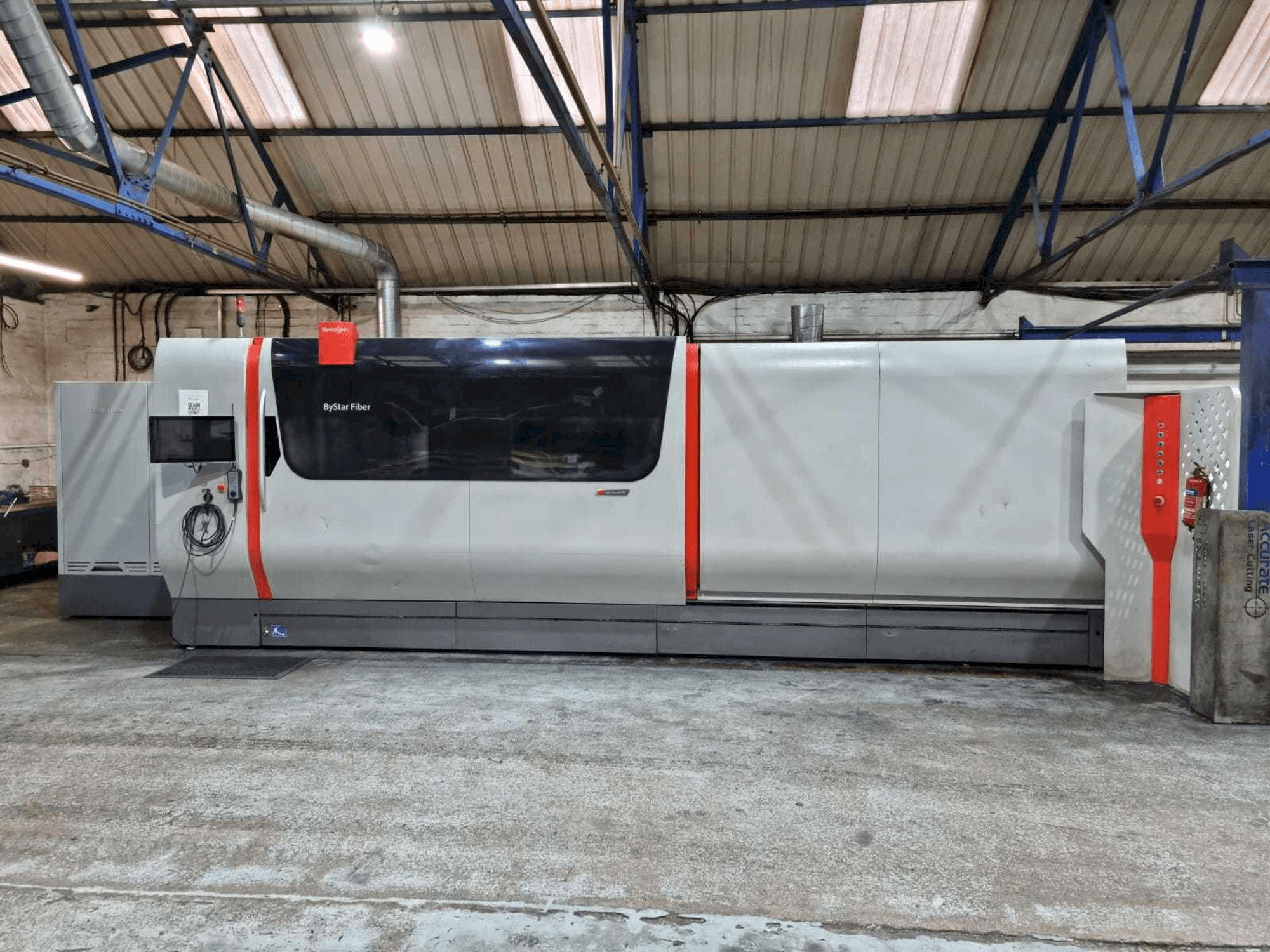 Koneen Bystronic Bystar Fiber 4020 10KW etunäkymä