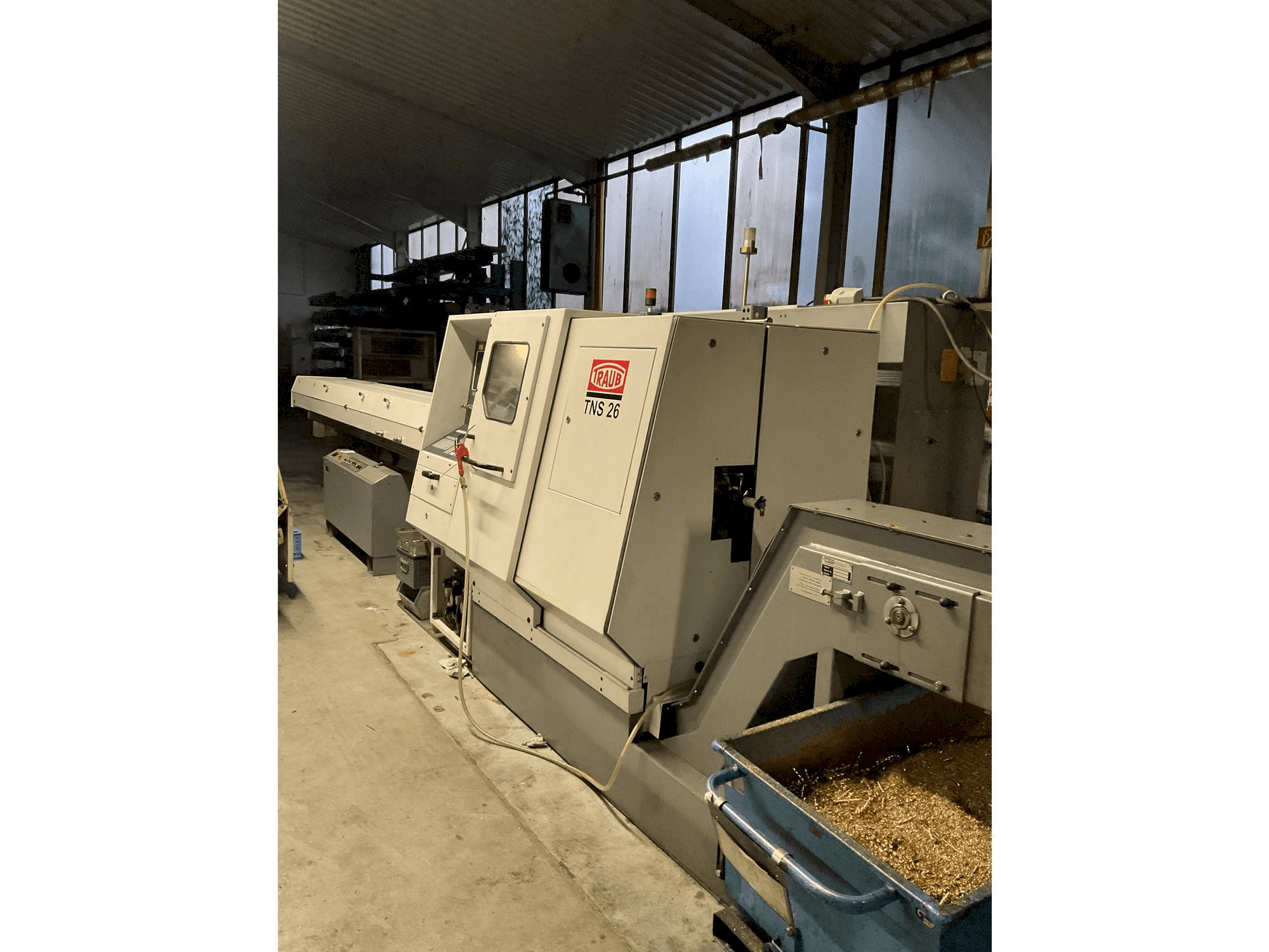 Koneen TRAUB TNS 26 DGY etunäkymä