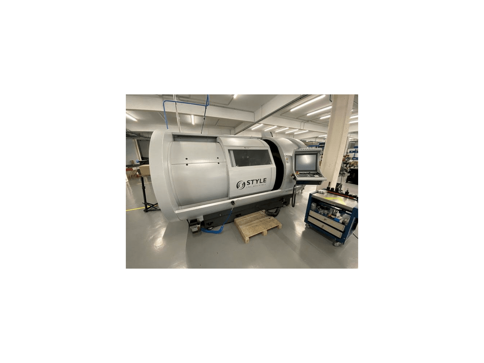 Koneen Sturtz 750 (900 dbc) etunäkymä