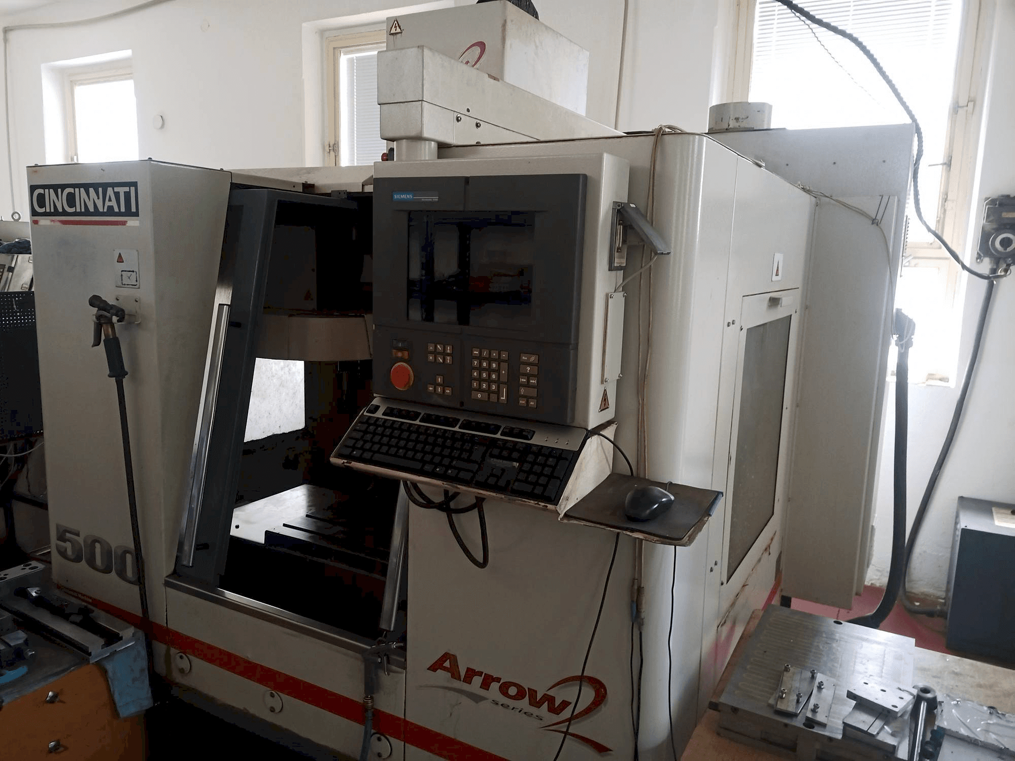 Koneen Cincinnati Arrow 2 etunäkymä