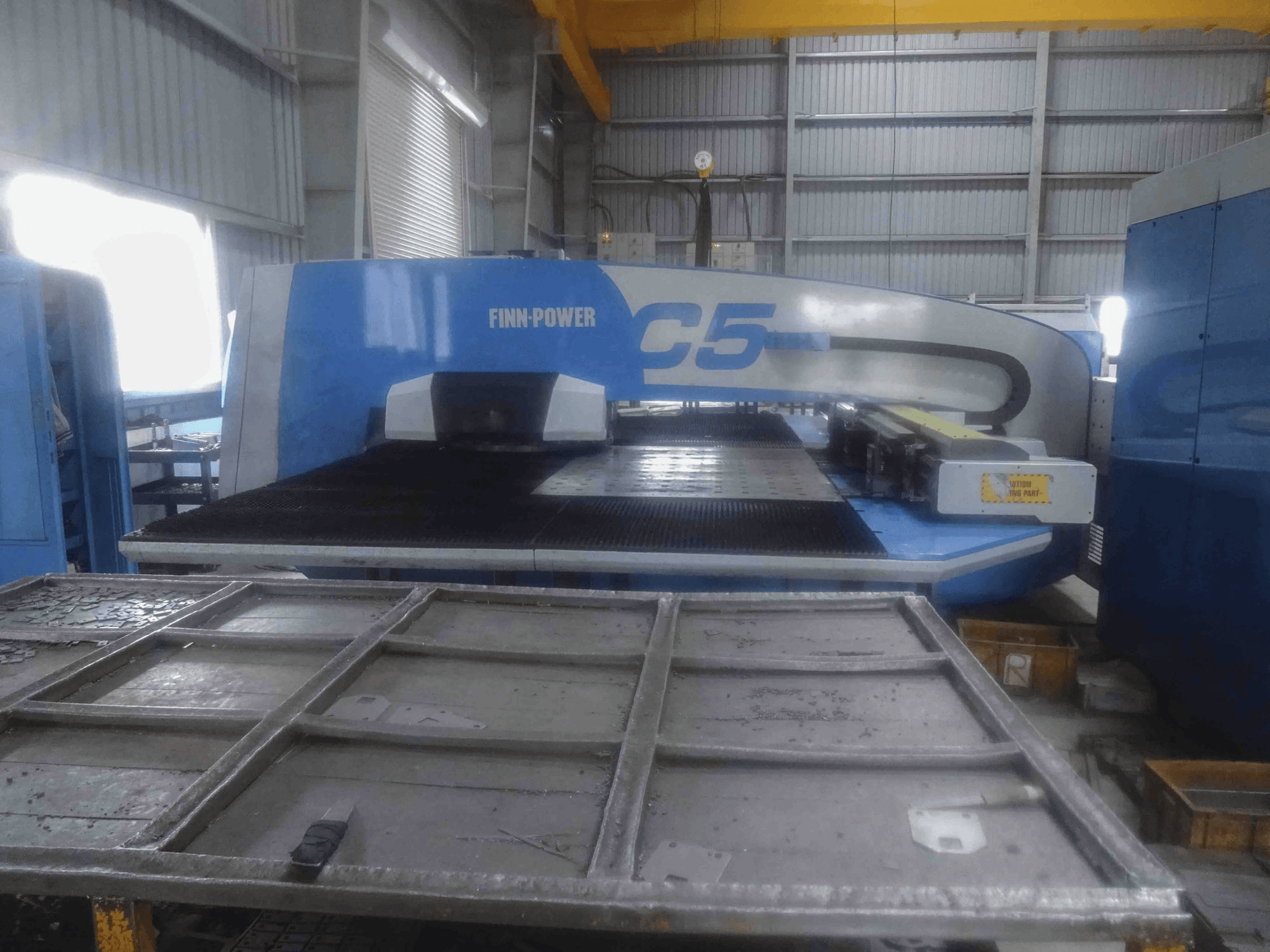Koneen Finn-Power etunäkymä C5