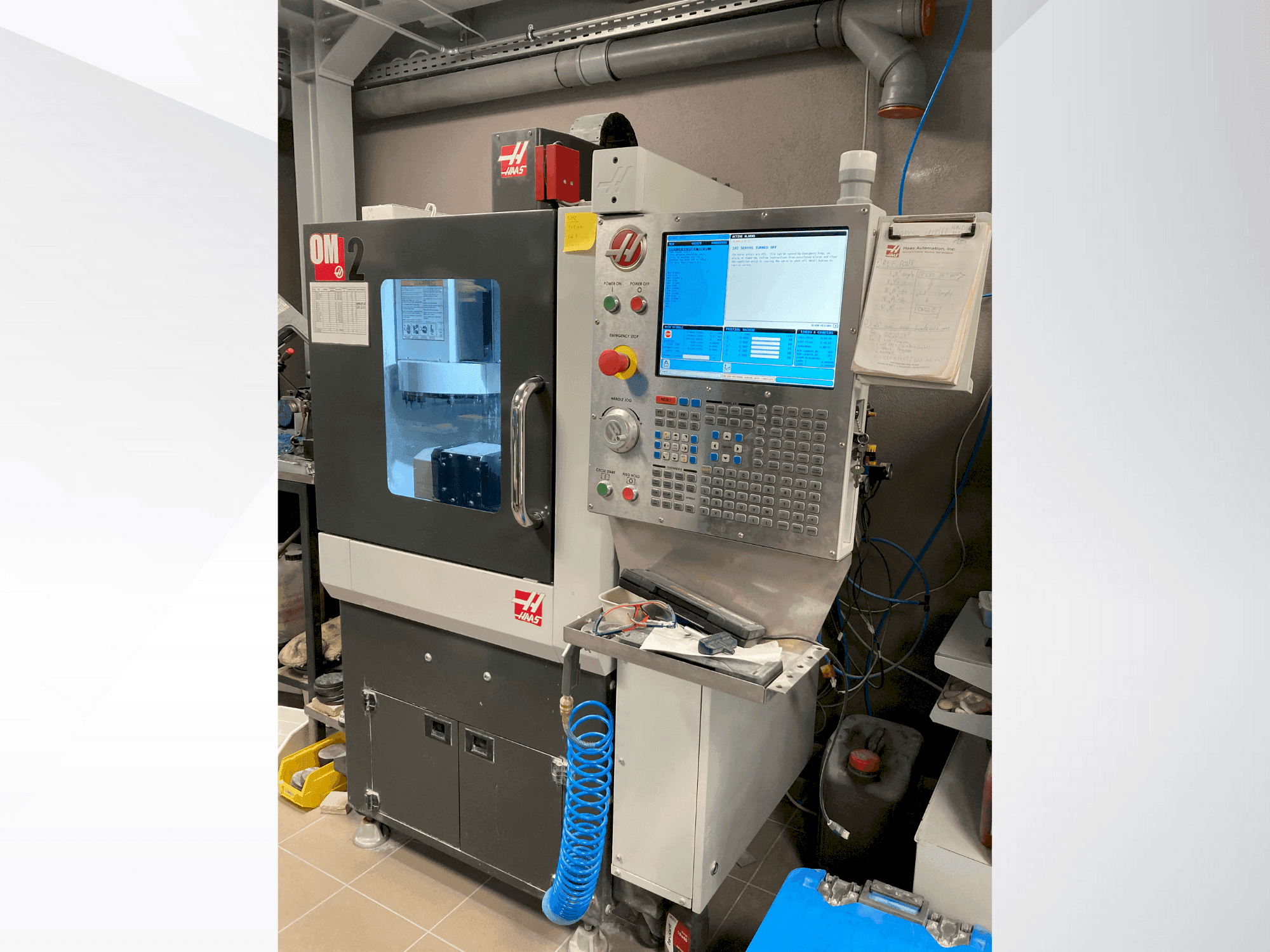 Koneen HAAS OM-2A etunäkymä