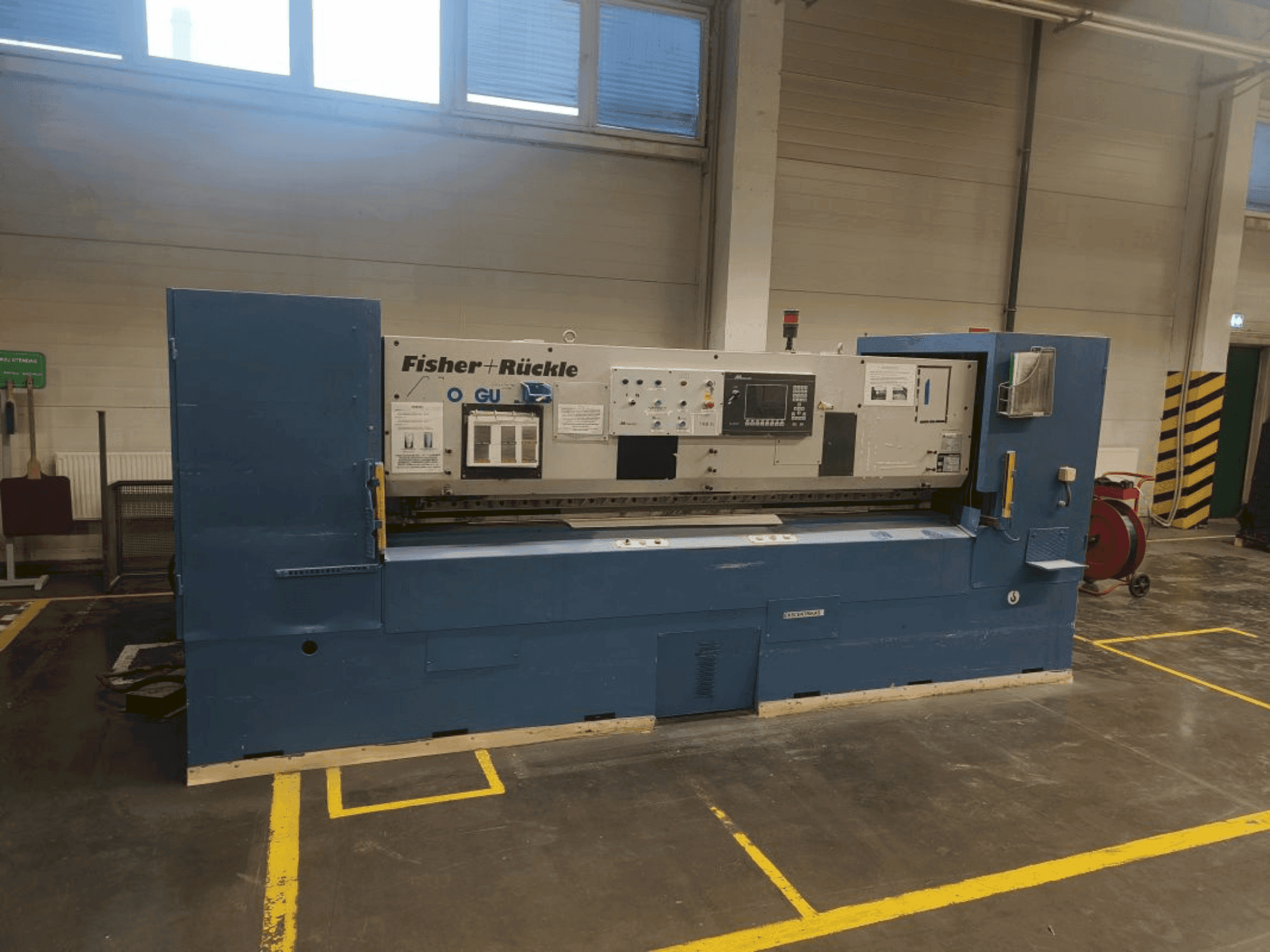 Koneen FISCHER & RüCKLE Monguzzi AFD 35 / 2600 etunäkymä