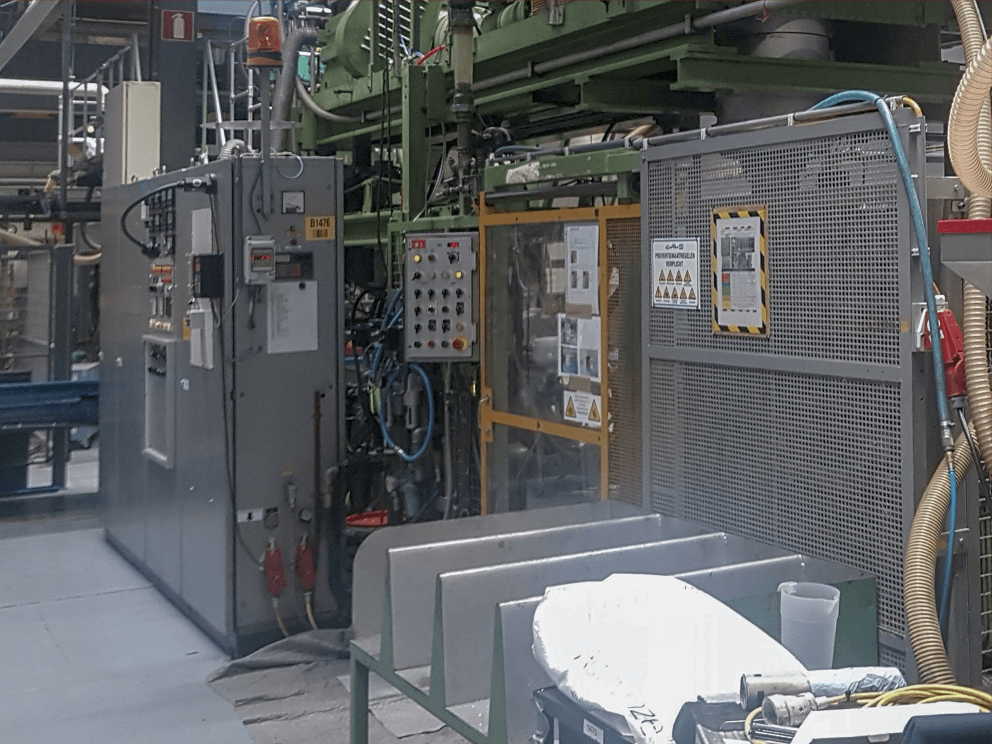 Koneen 1 BEKUM oikea näkymä BA 20 M / S 901