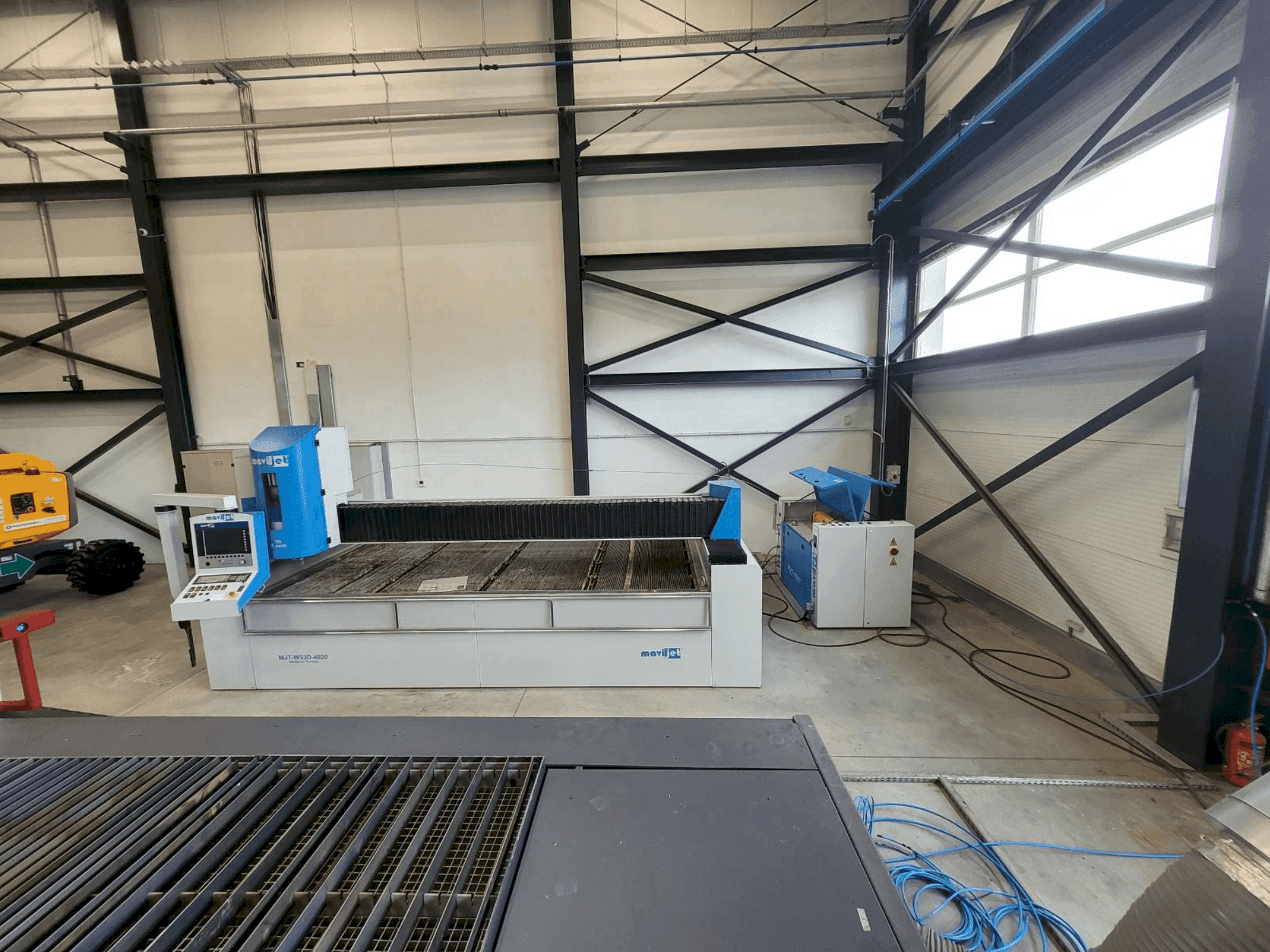 Koneen MAVIJET MJT-W53D- 4020 etunäkymä