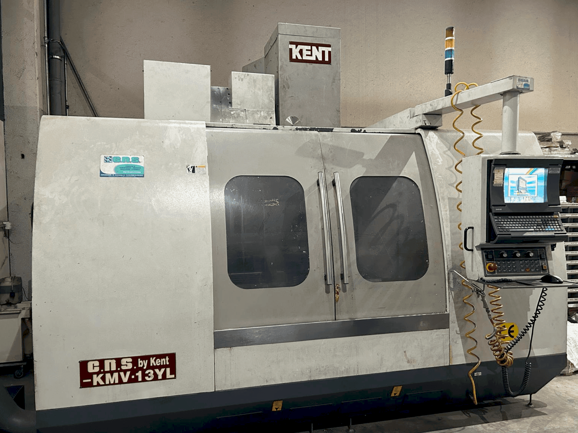 Koneen Kent KMV 13 YL etunäkymä