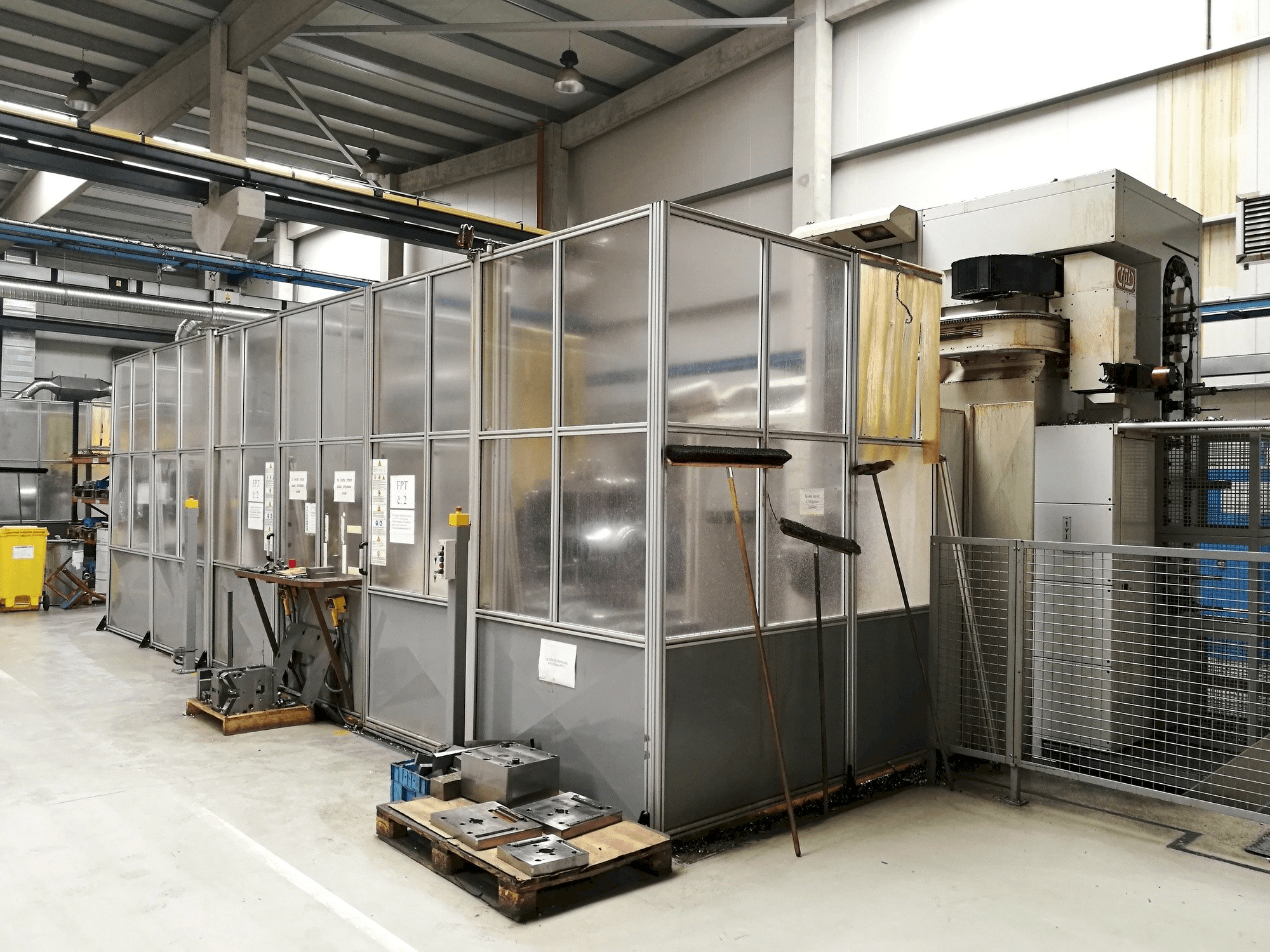 Koneen FPT Area M etunäkymä