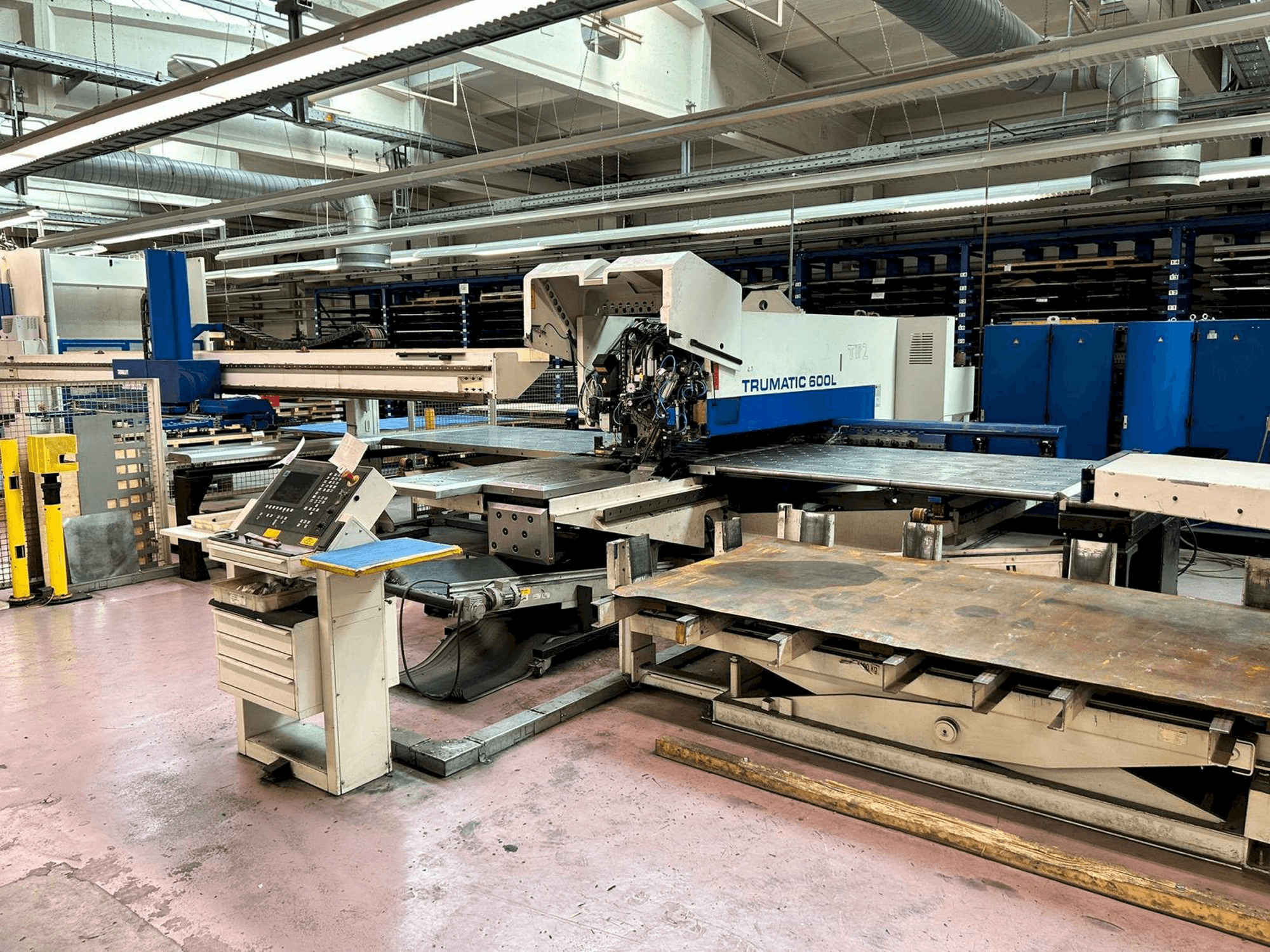 Koneen Trumpf TruMatic 600L etunäkymä