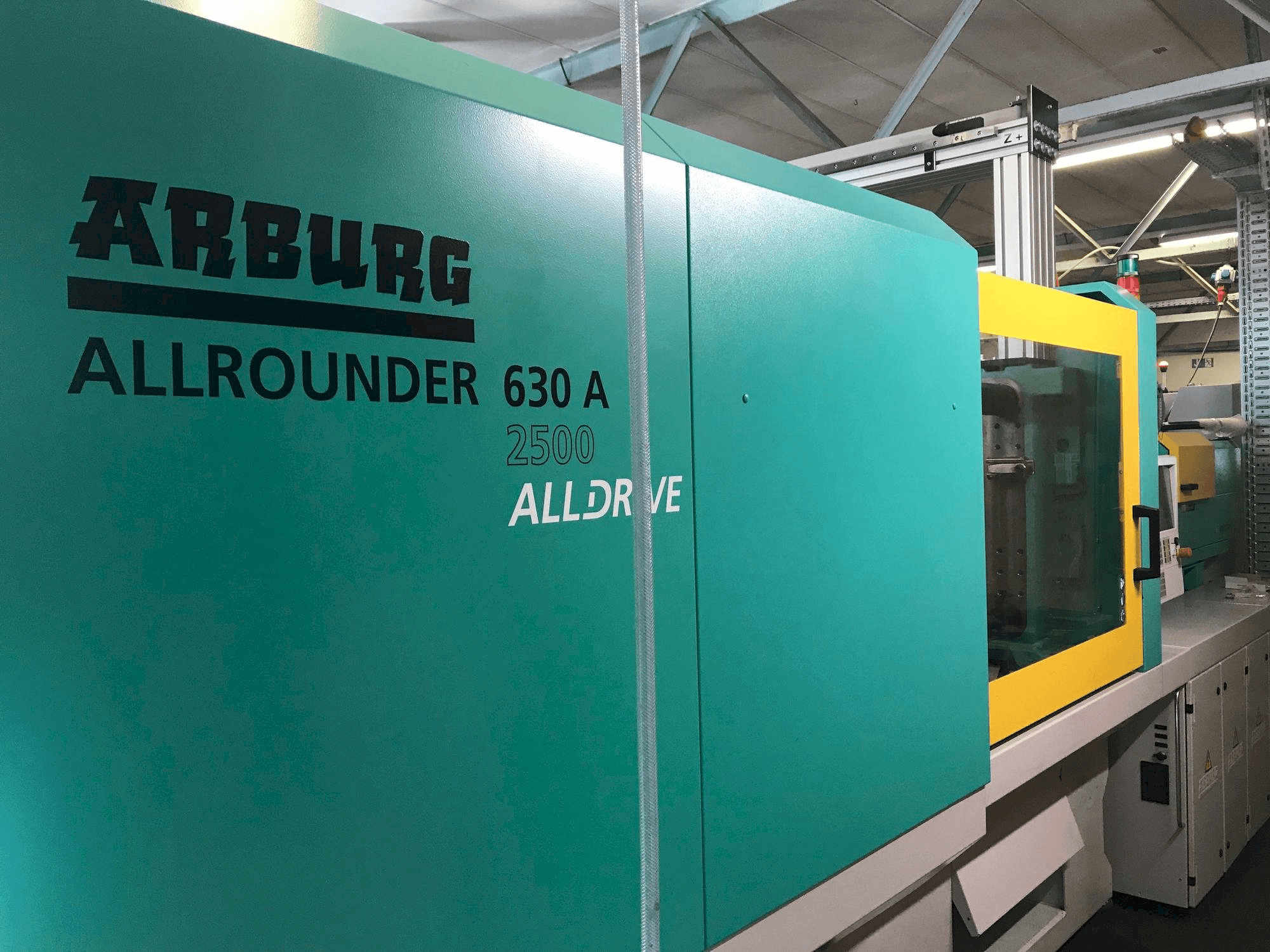 Koneen Arburg Allrounder 630 A 2500-800 etunäkymä