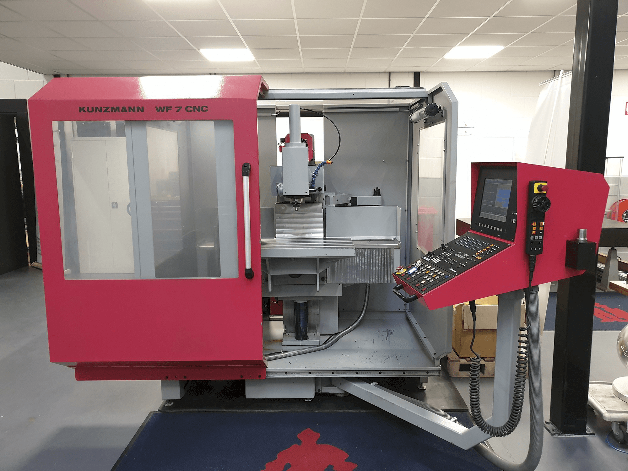Koneen KUNZMANN etunäkymä WF 7 CNC
