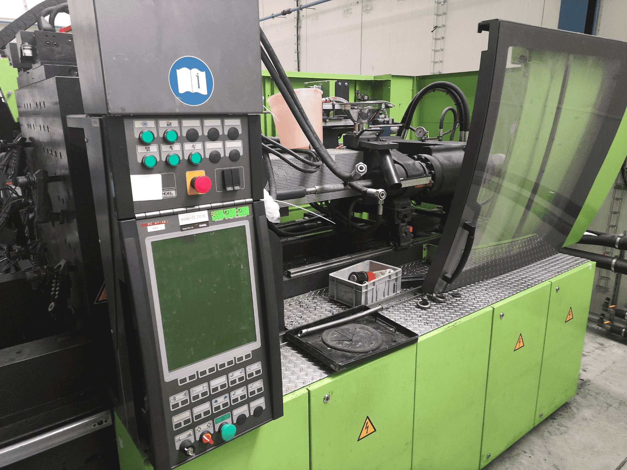 Koneen Engel Victory 750H/330V/220 combi etunäkymä