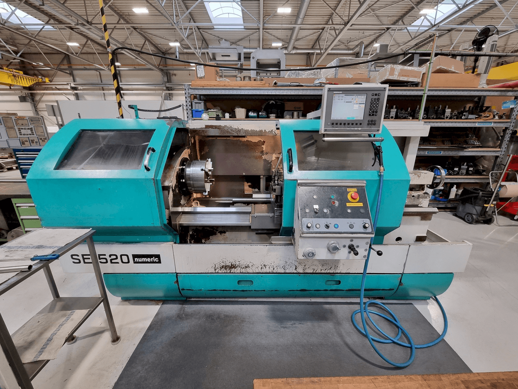 Koneen TRENS SE 520 Numeric etunäkymä