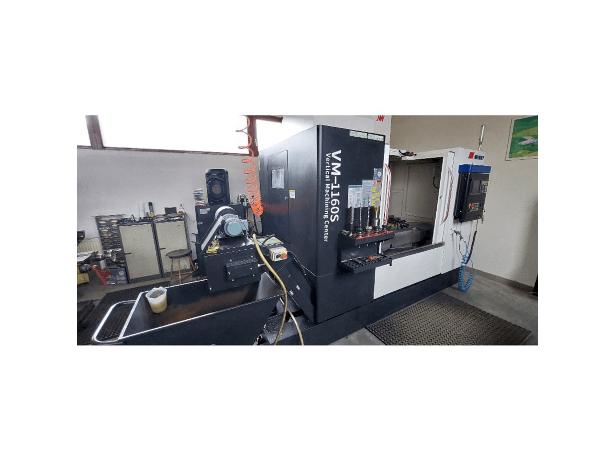 Koneen Neway VM 1160 etunäkymä