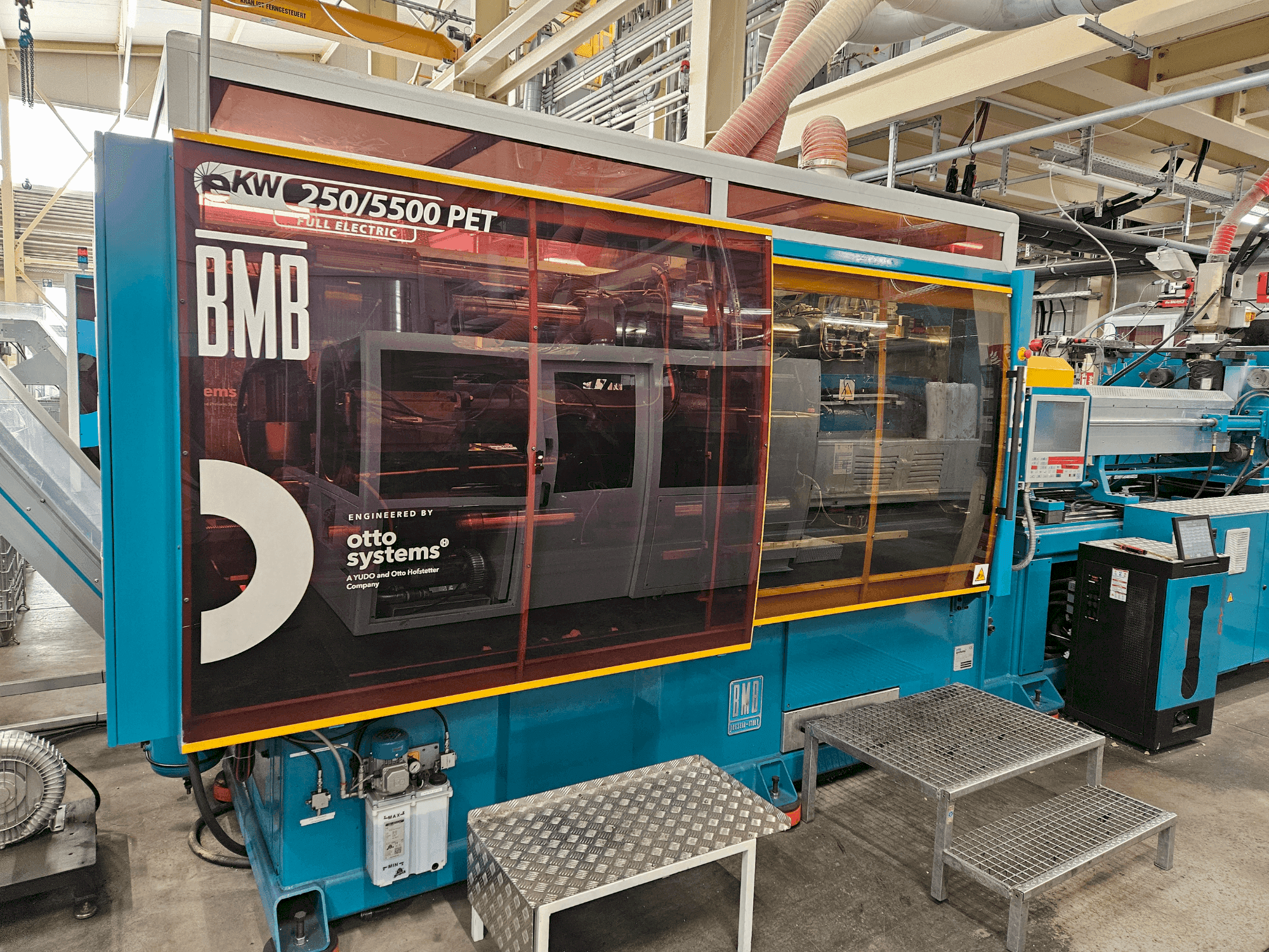 Koneen Otto Systems eKW 250/5500 PET etunäkymä
