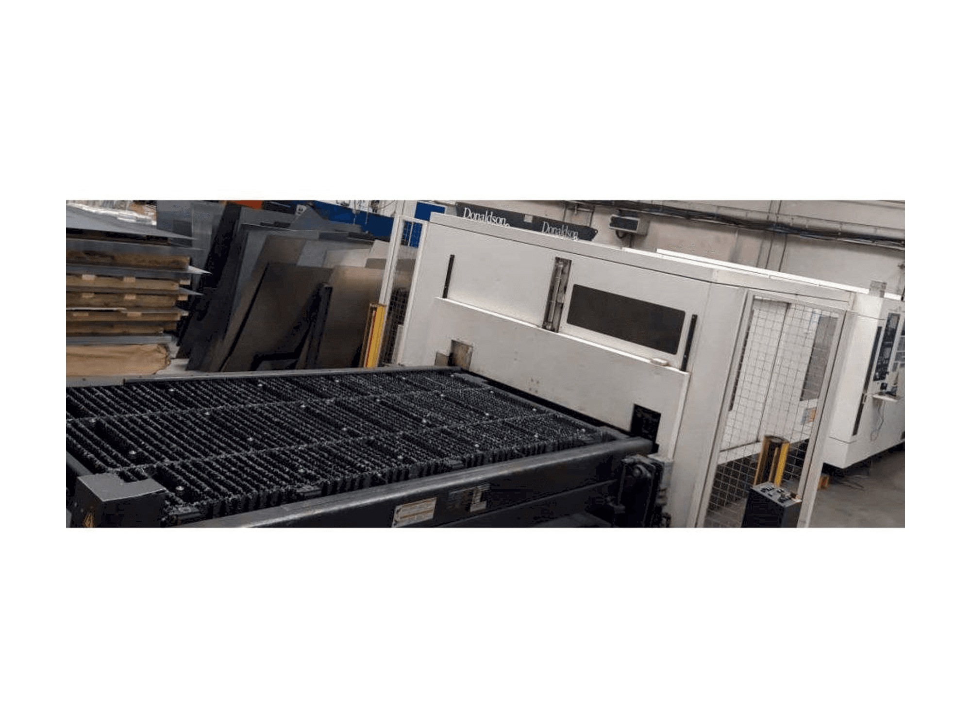 Koneen Mazak Super Turbo-X510 Mk III G etunäkymä