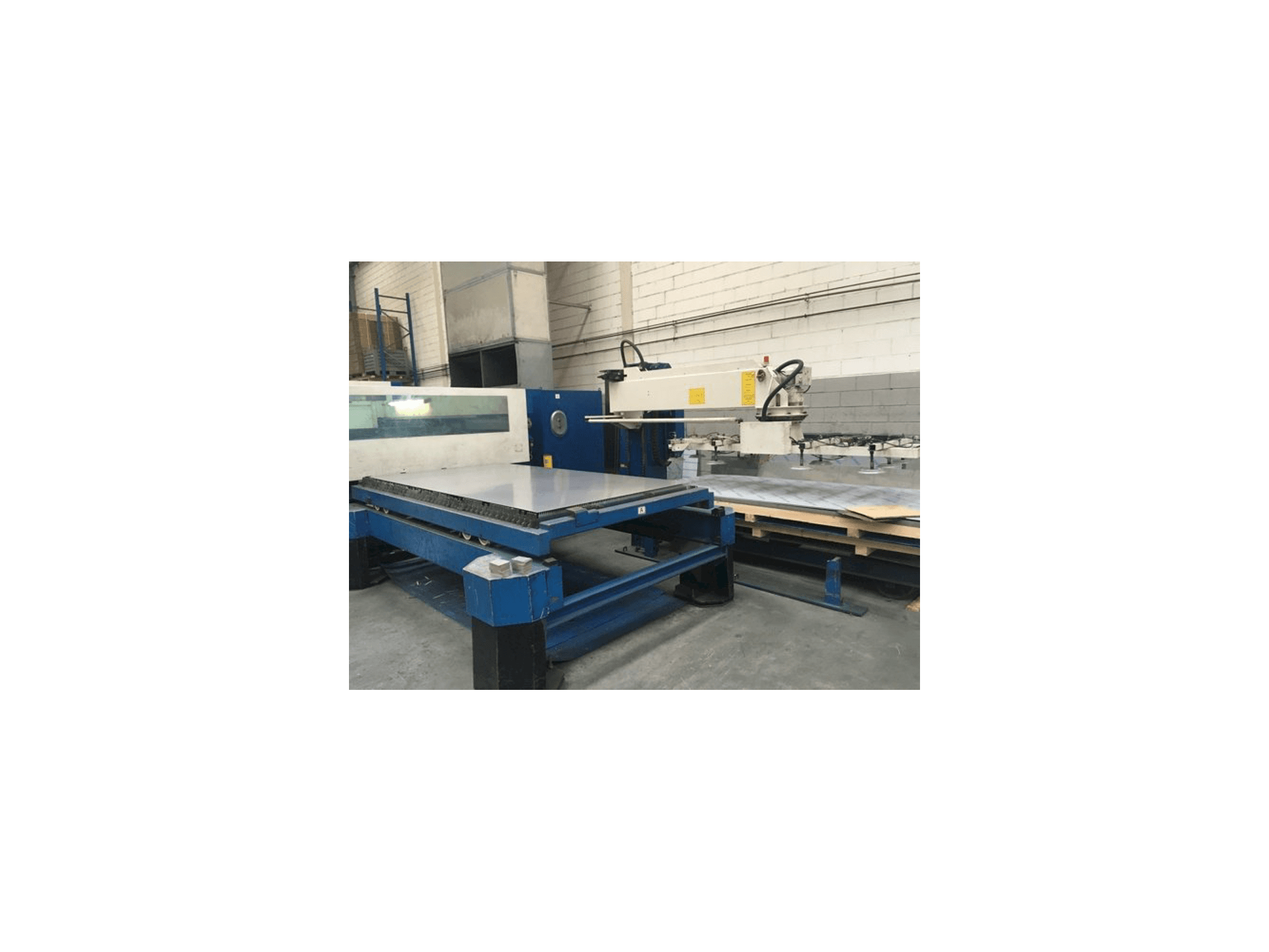 Koneen Trumpf Trumatic L3050 etunäkymä