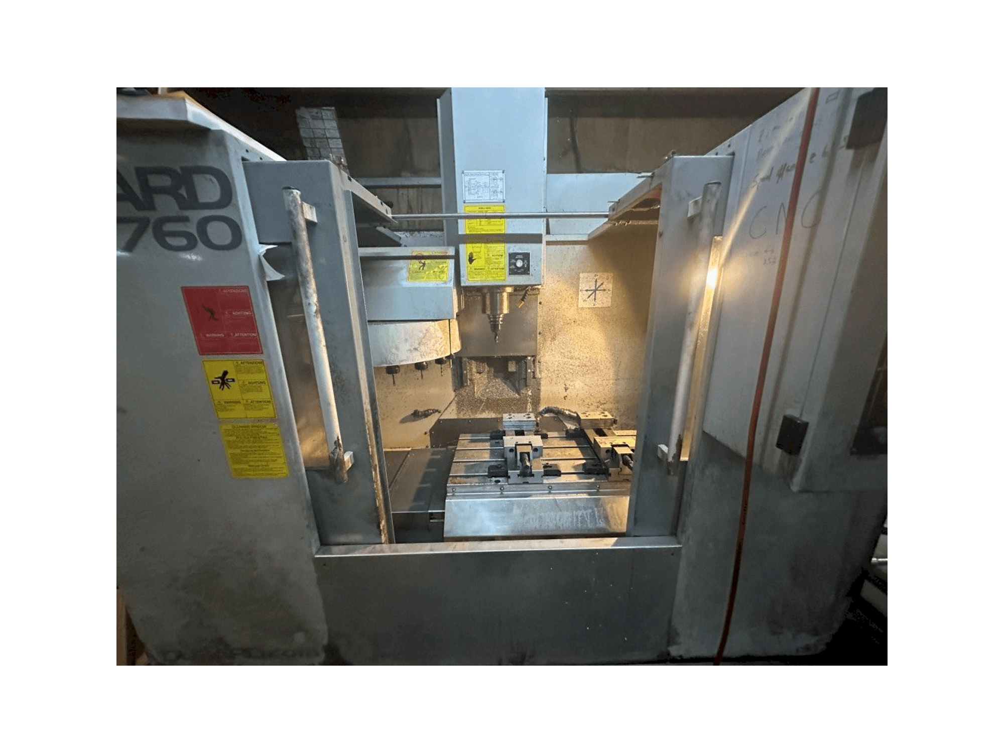 Koneen Dugard Eagle ECO 760 etunäkymä