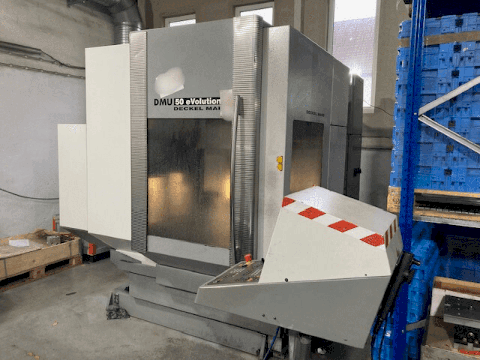 Koneen DMG MORI DMU 50 evolution etunäkymä