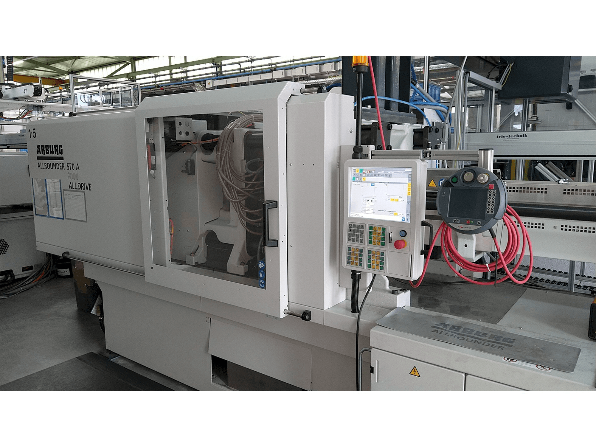 Koneen Arburg Allrounder 570 A 2000-800 ALLDRIVE etunäkymä