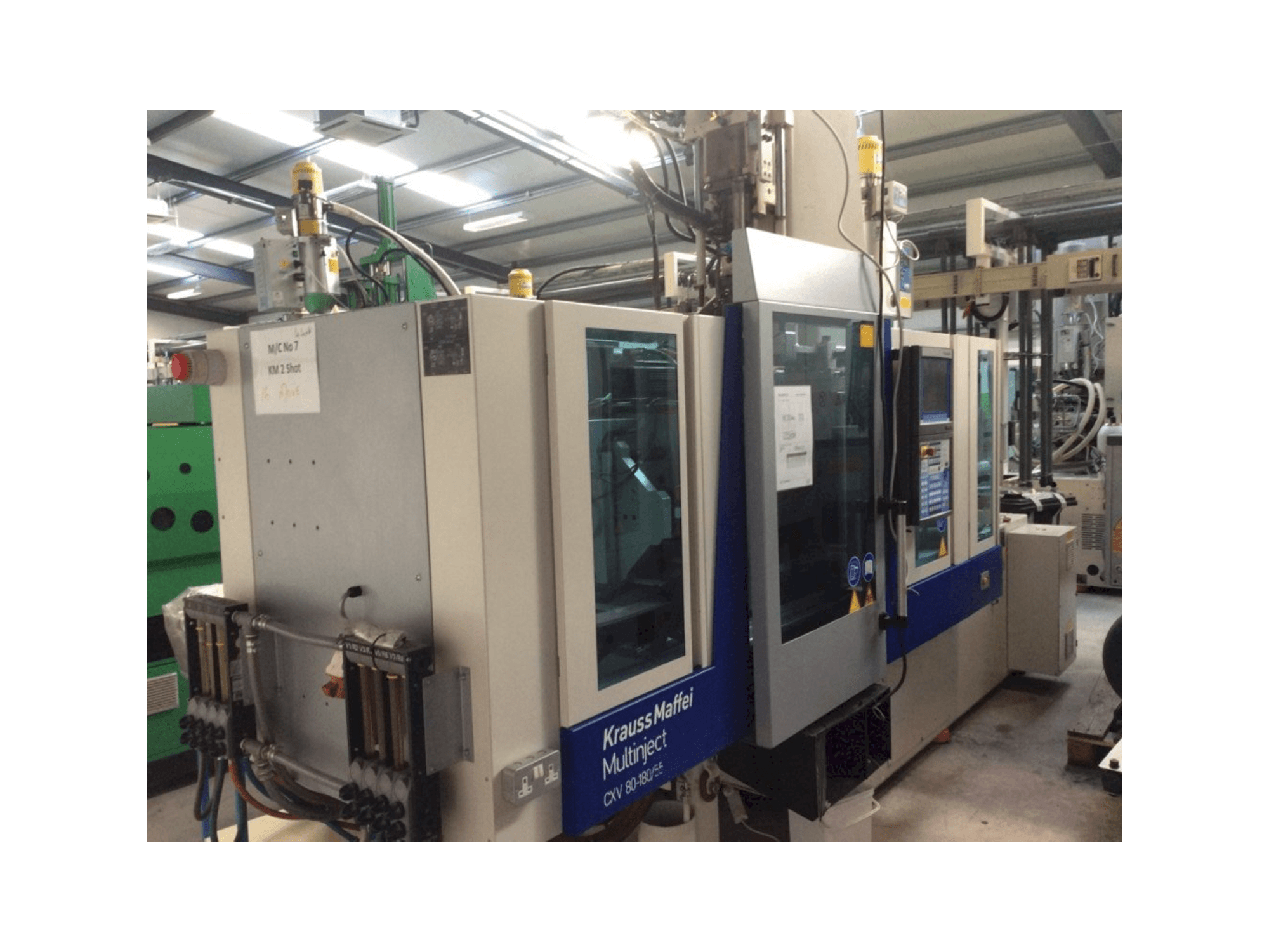 Koneen Krauss Maffei Multinject 80-180-55 CX V etunäkymä