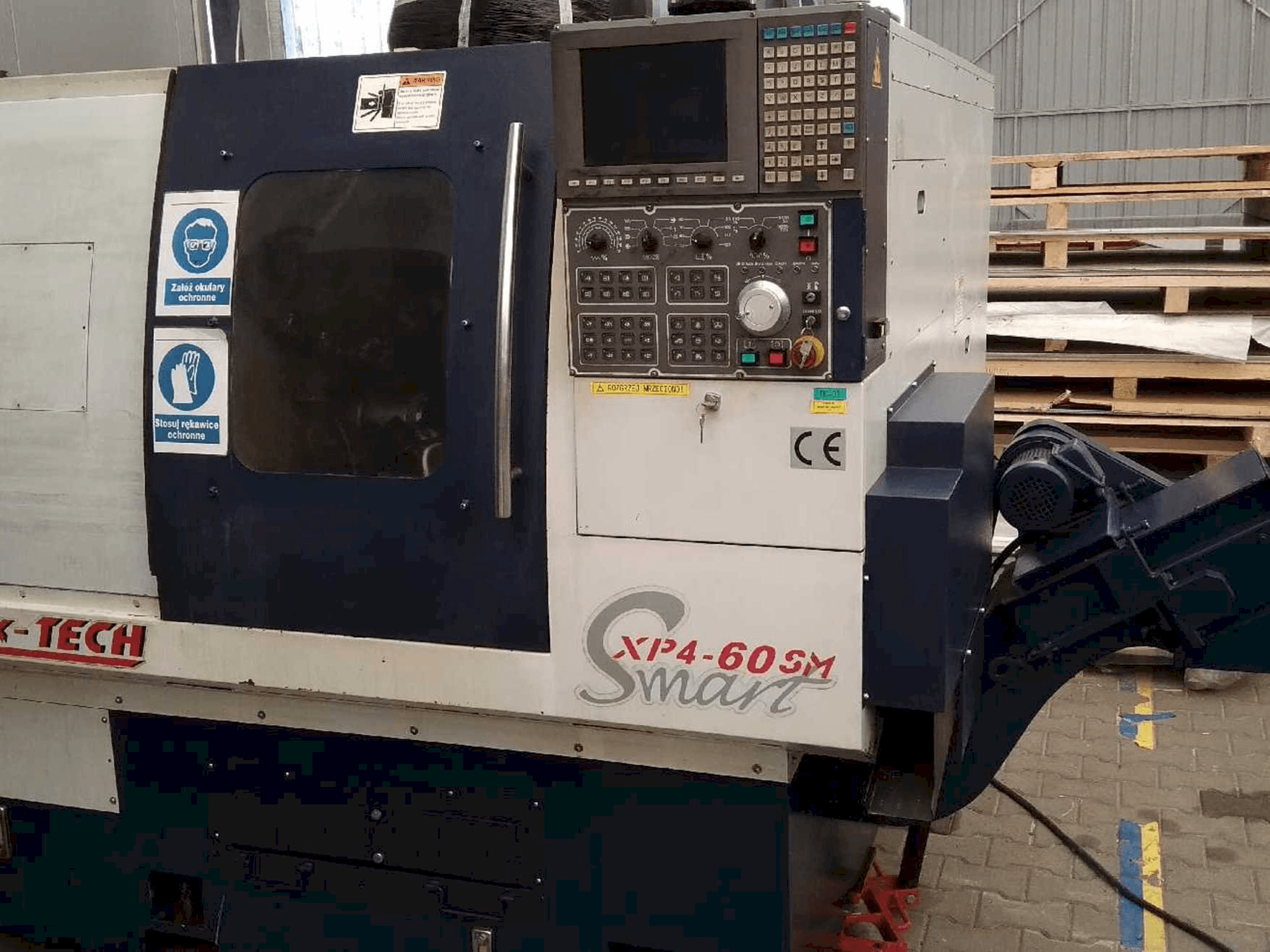 Koneen Quick-Tech XP4-60SM etunäkymä