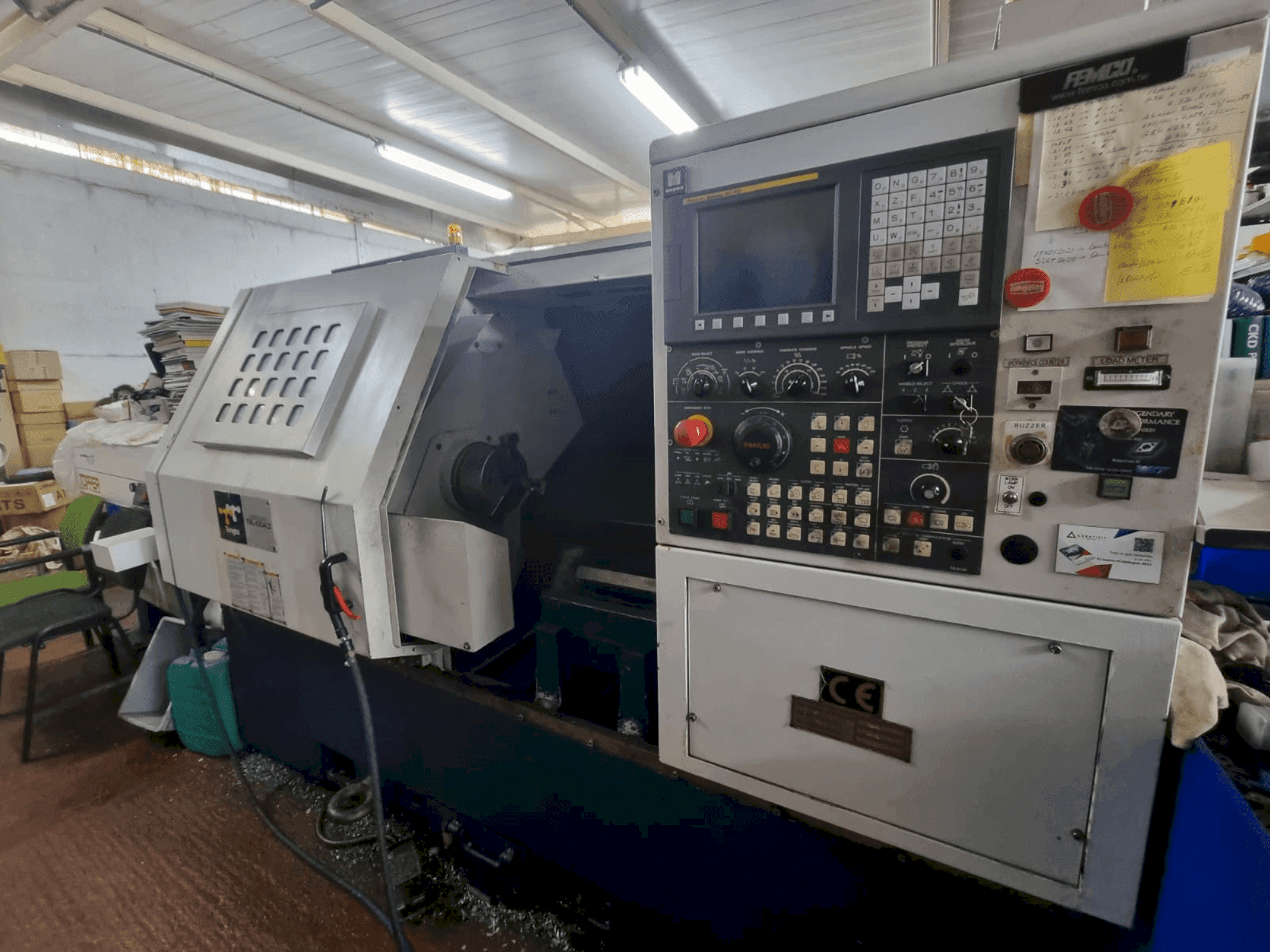 Koneen Tongtai TNL-100 AL etunäkymä