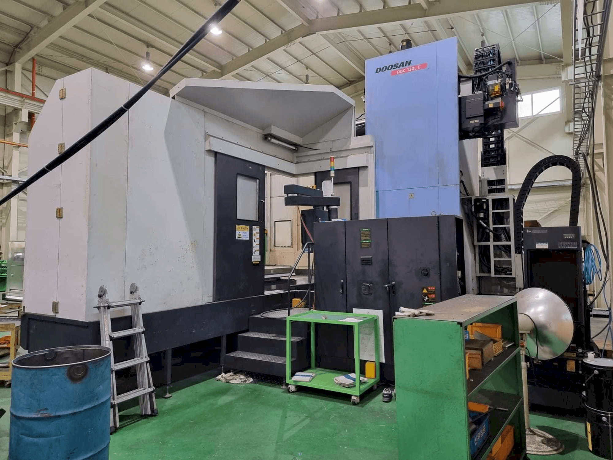 Koneen Doosan DBC 130L II etunäkymä