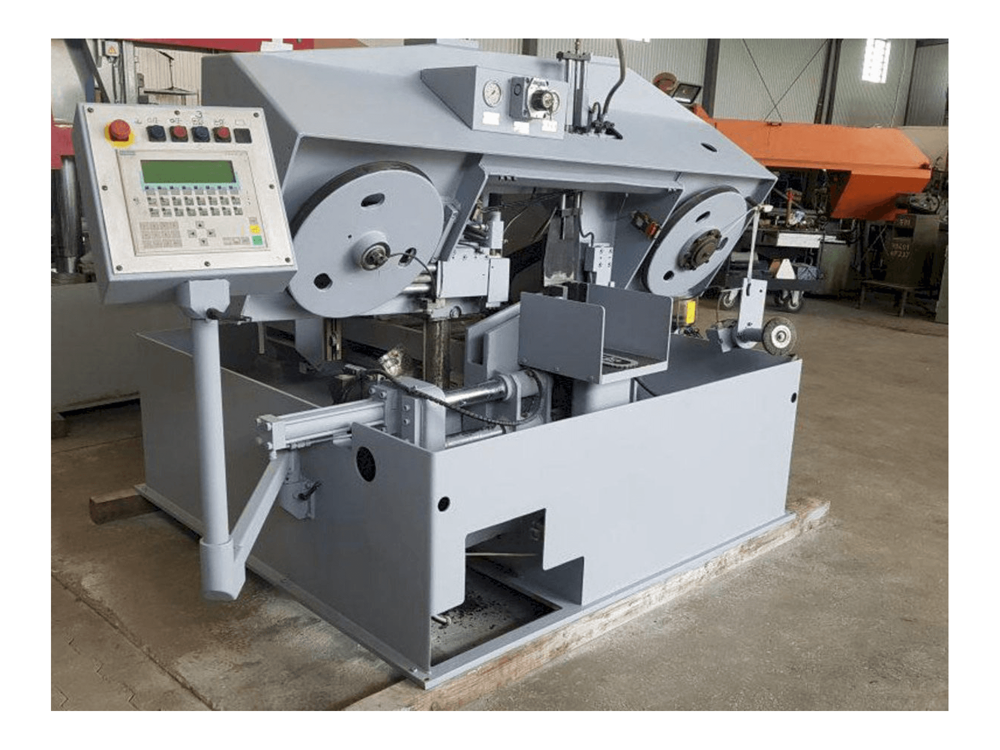 Koneen FORTE SBA 271 etunäkymä