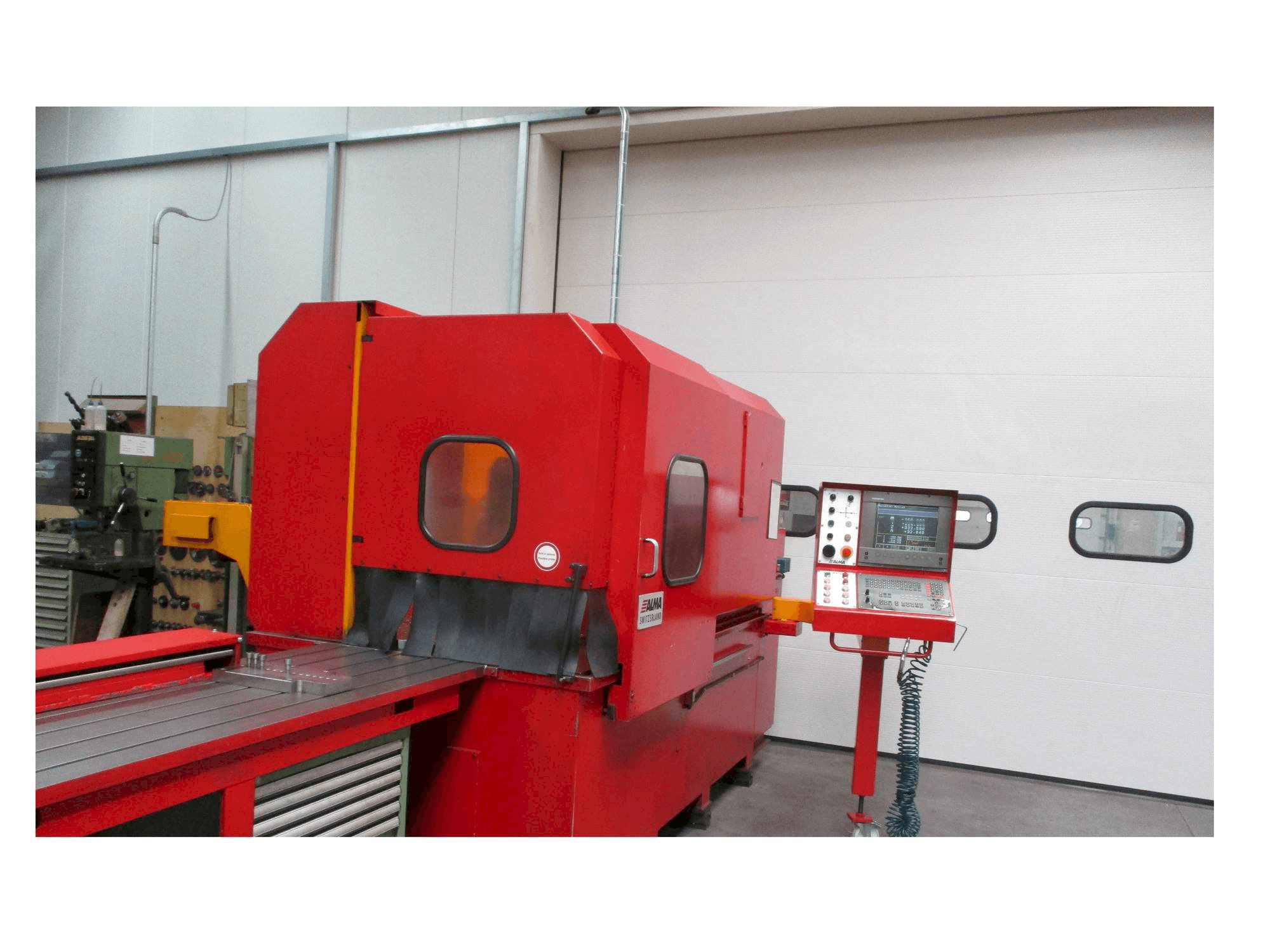 Koneen ALMA SWITZERLAND Alma Hbz-500 etunäkymä