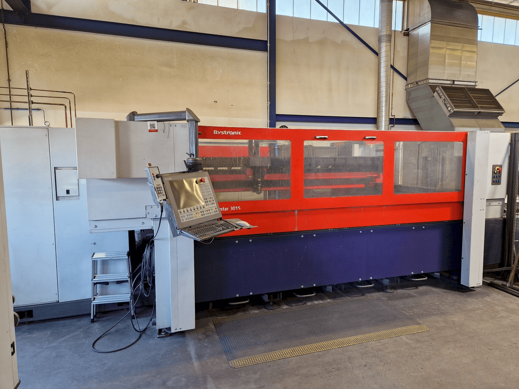 Koneen Bystronic Bystar 3015 etunäkymä