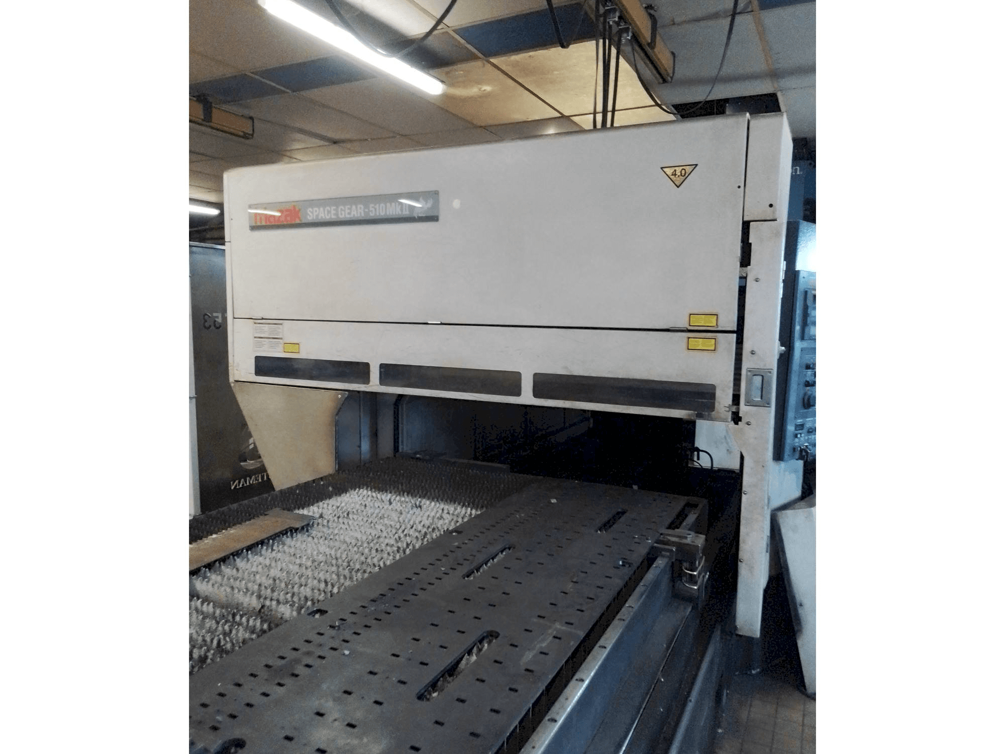 Koneen Mazak SPACE GEAR-510MKII etunäkymä