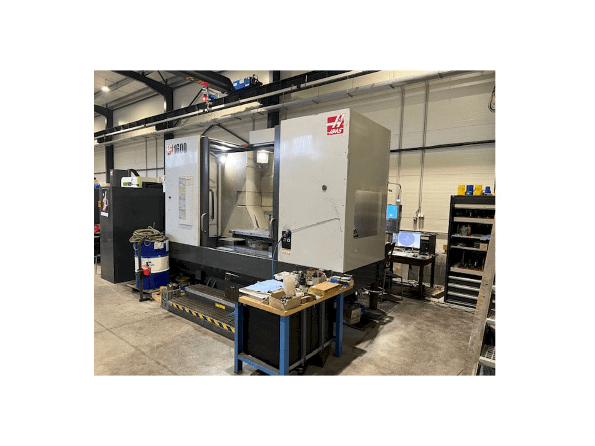 Koneen HAAS EC-1600 etunäkymä