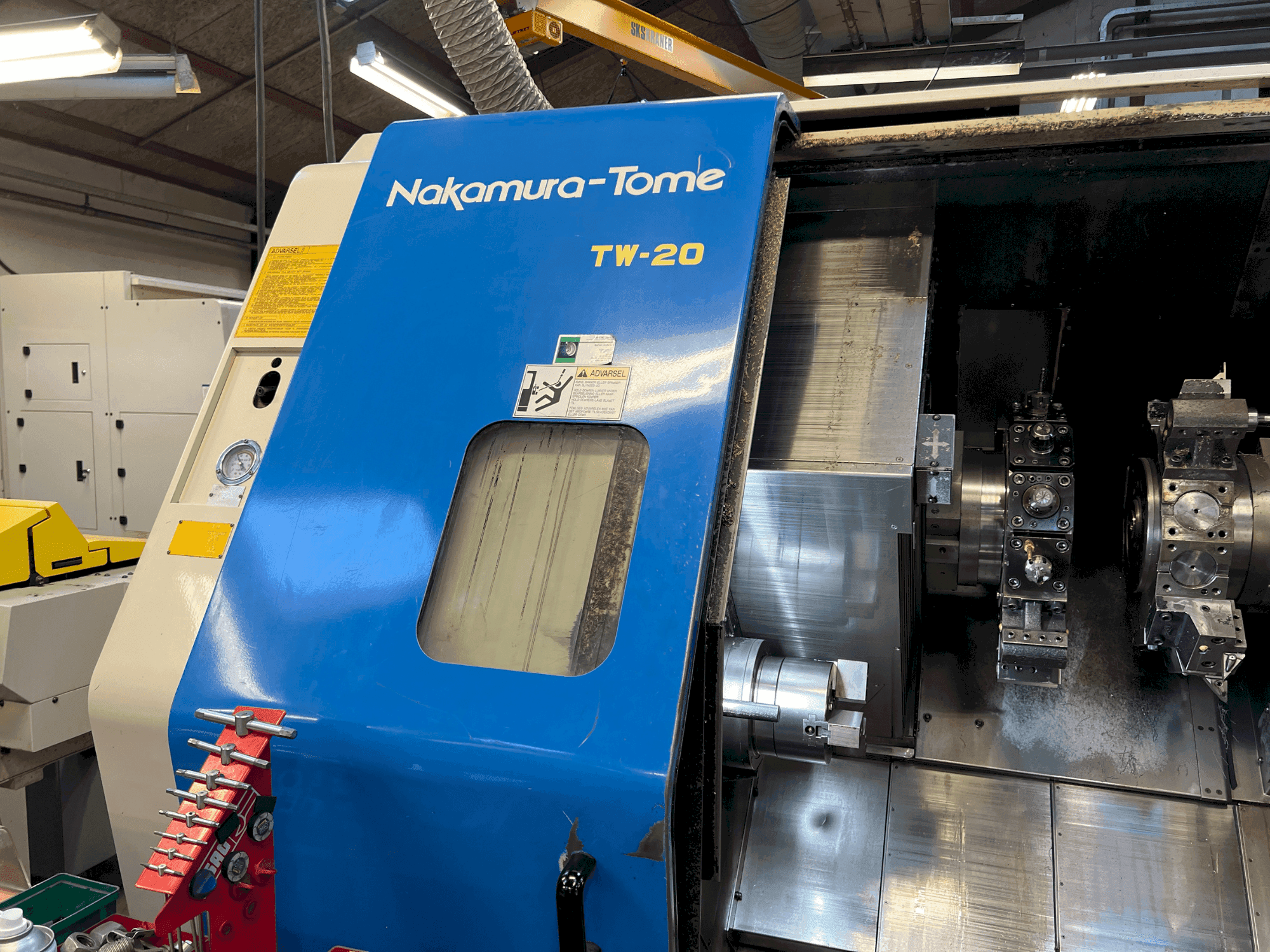 Koneen NAKAMURA TW-20 etunäkymä