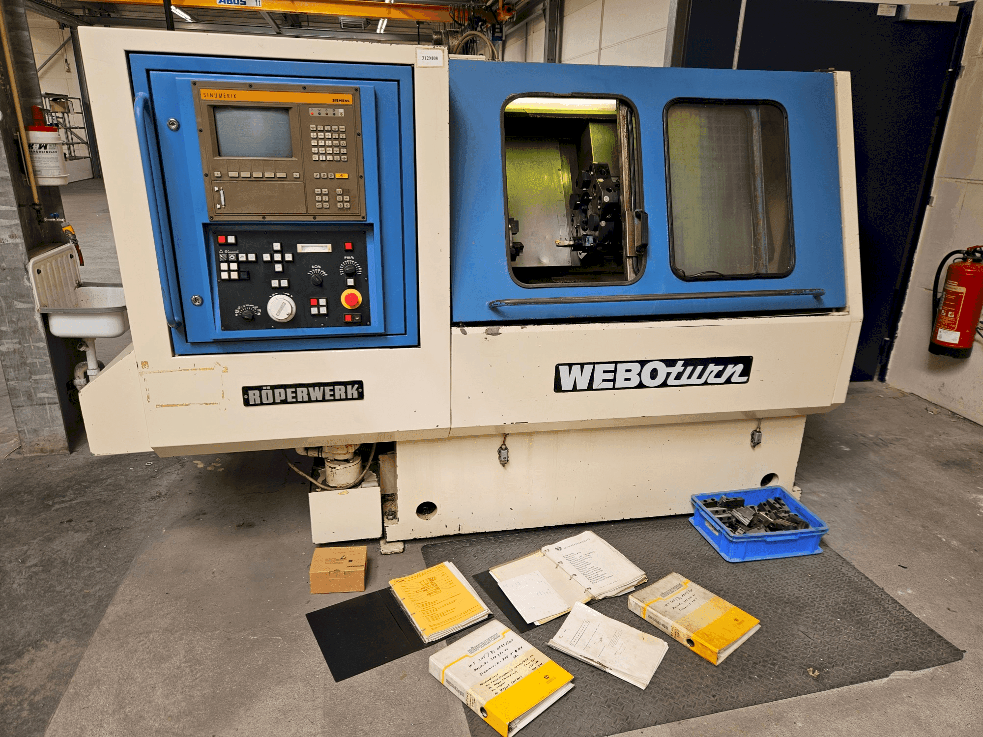 Koneen ROEPERWERK WEBOturn 400 etunäkymä