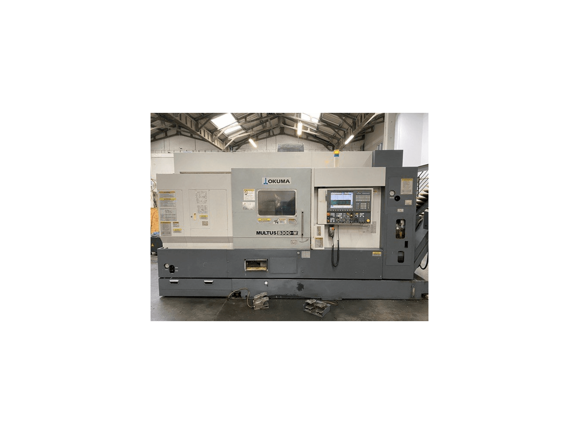 Koneen Okuma MULTUS B300-W etunäkymä
