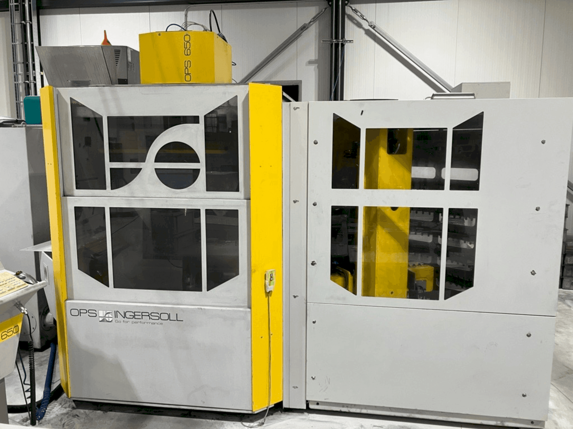 Koneen OPS INGERSOLL 650 etunäkymä