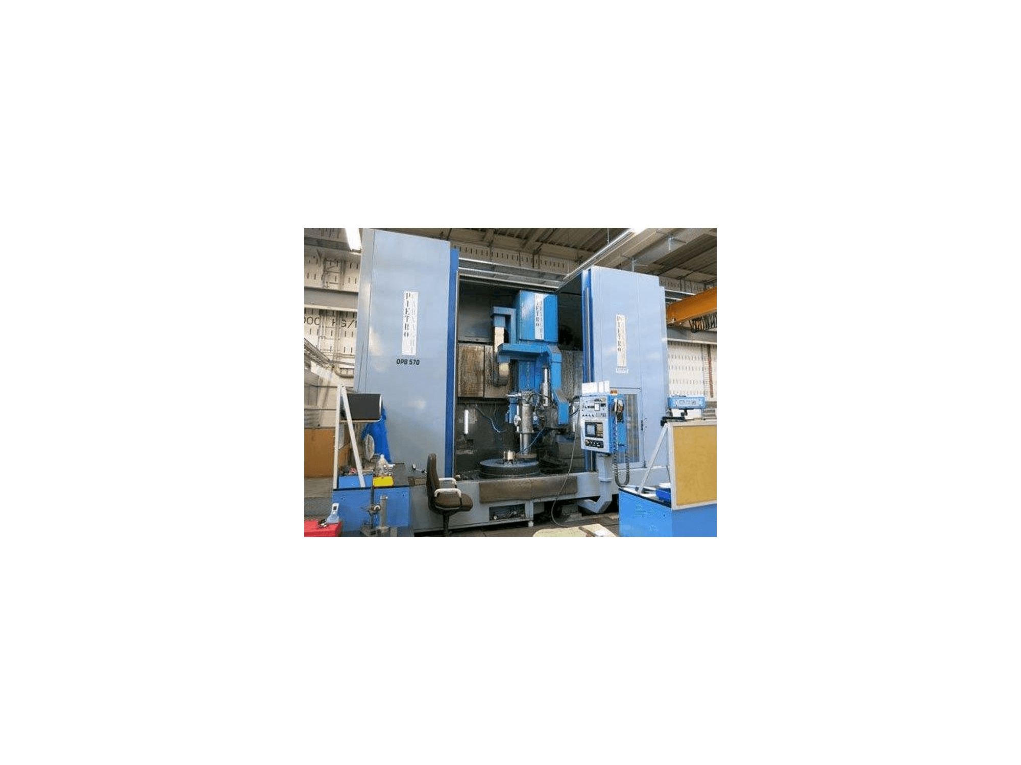 Koneen PIETRO CARNAGHI ATF 8 SH etunäkymä