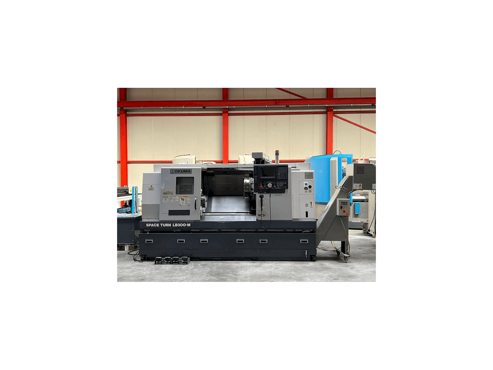 Koneen Okuma LB 300M etunäkymä