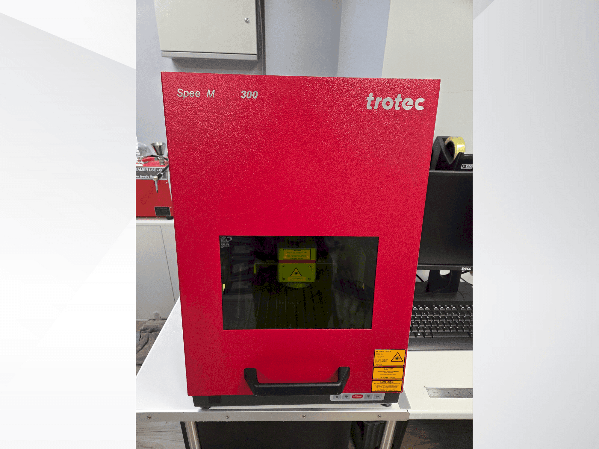Koneen Trotec Speed marker 300 etunäkymä