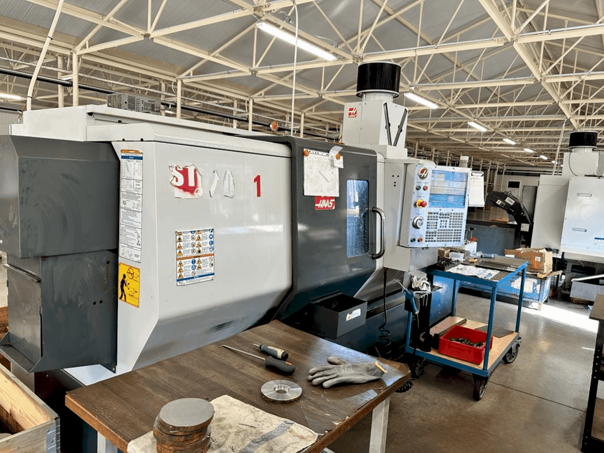 Koneen HAAS ST-20Y etunäkymä