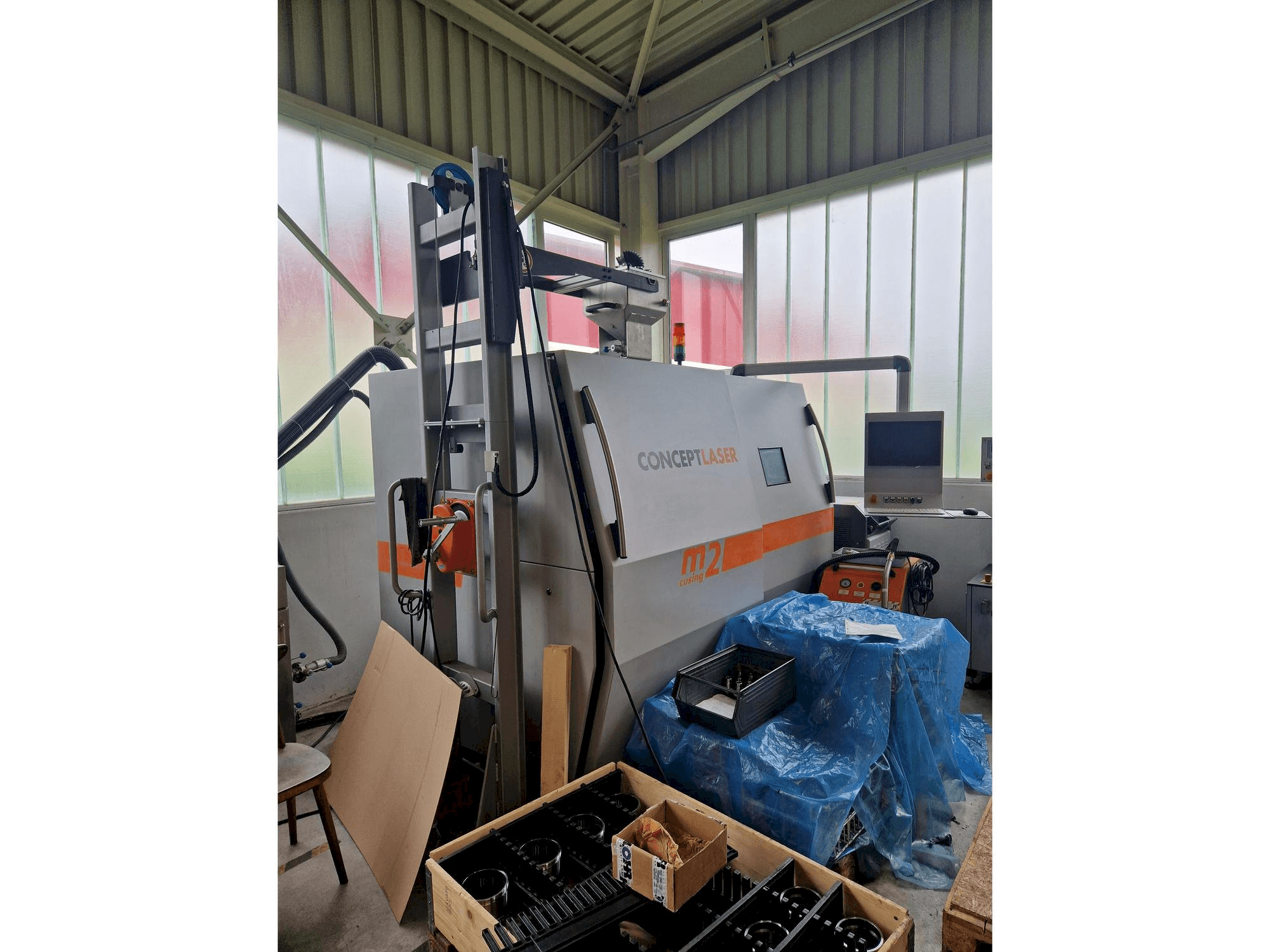 Koneen CONCEPT LASER M2 cusing etunäkymä